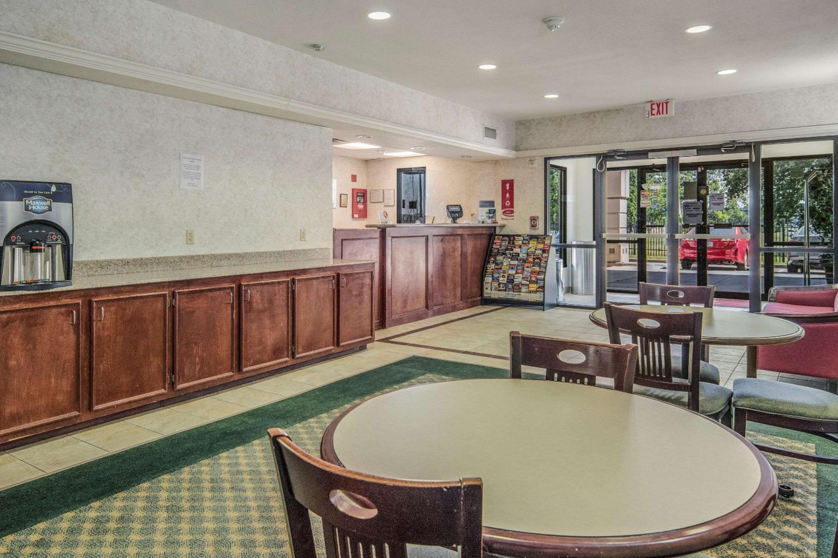 Econo Lodge Weatherford view 5