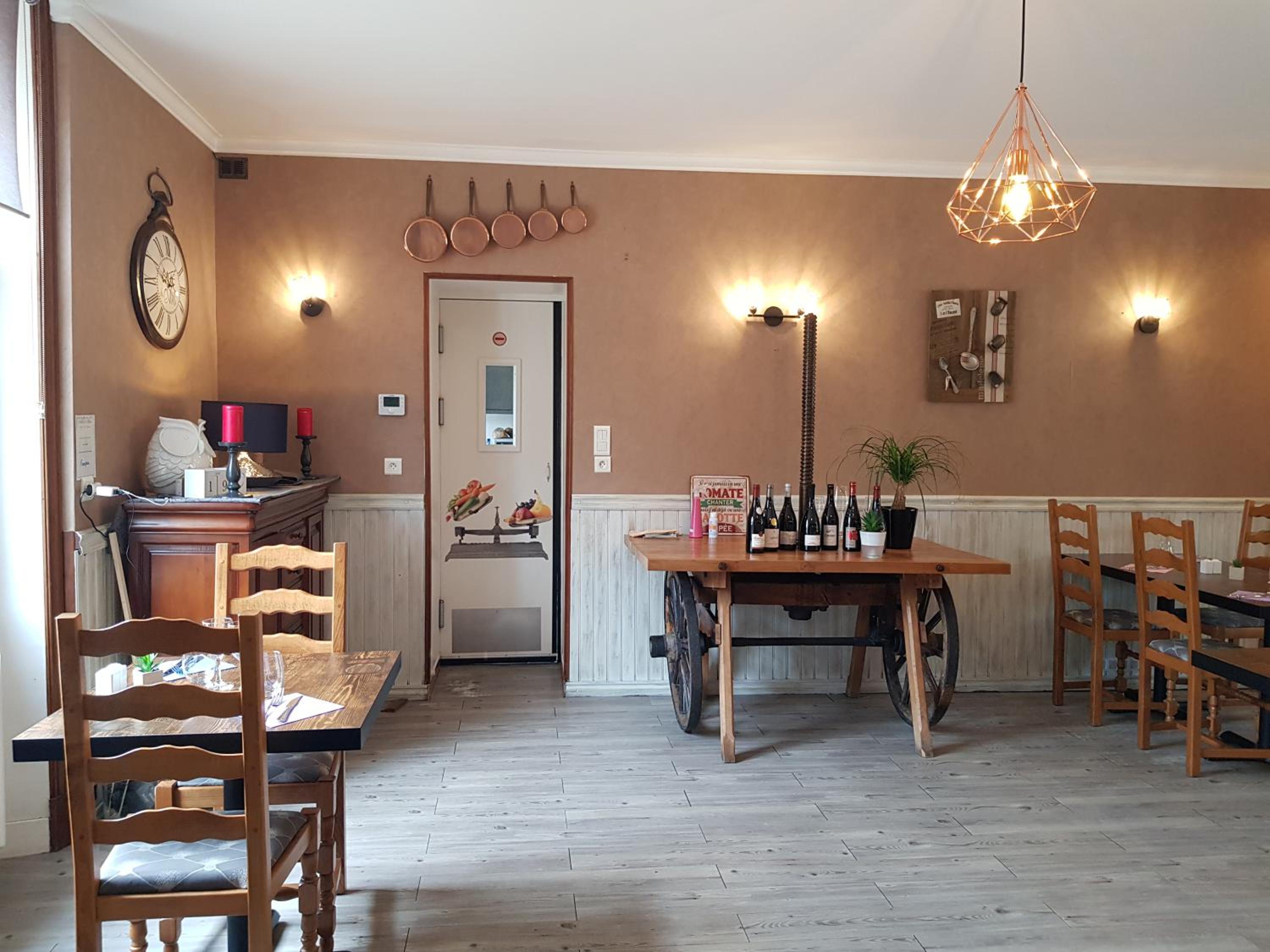 restaurant