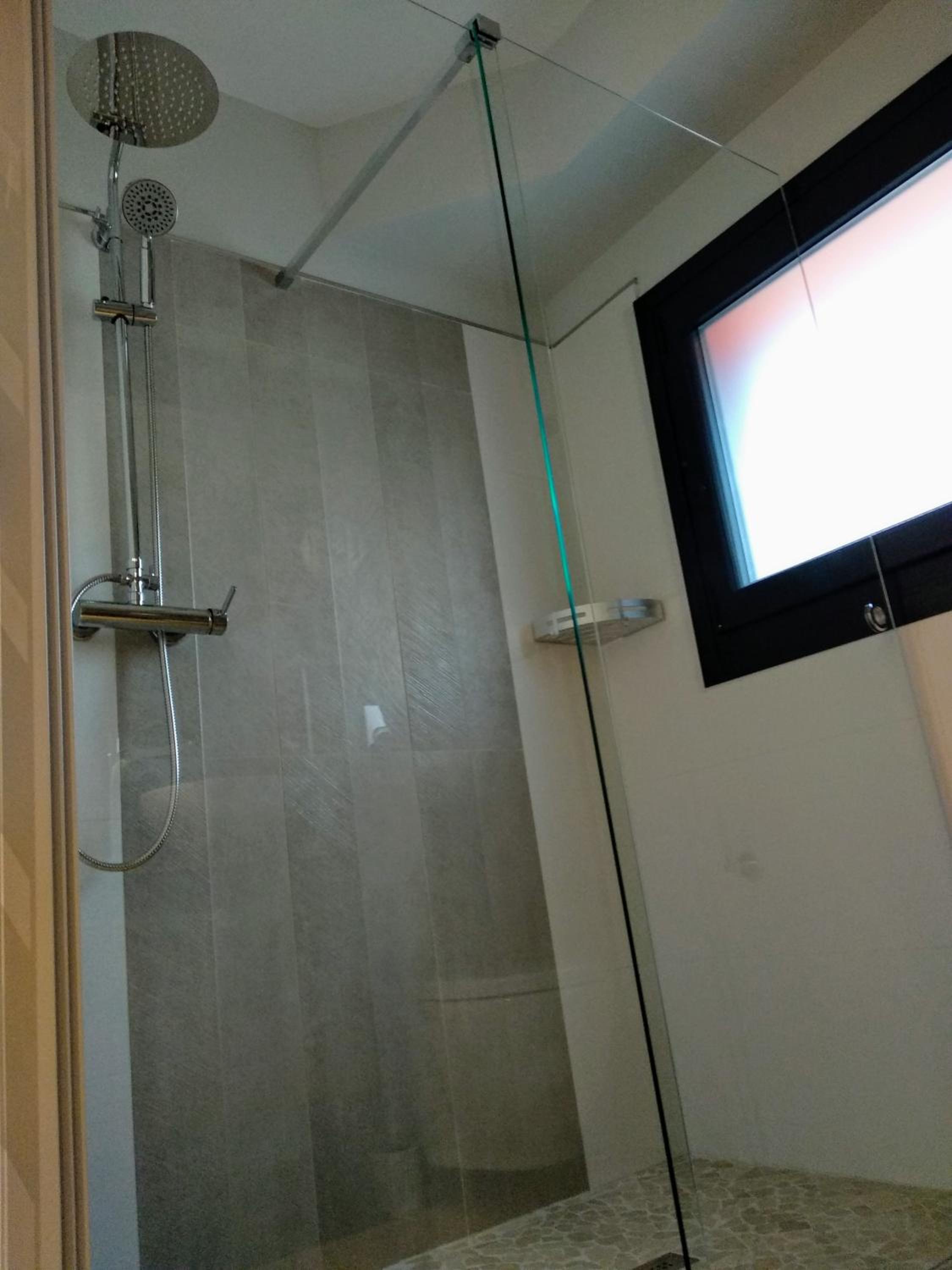 Hostal Canton Plaza view 5