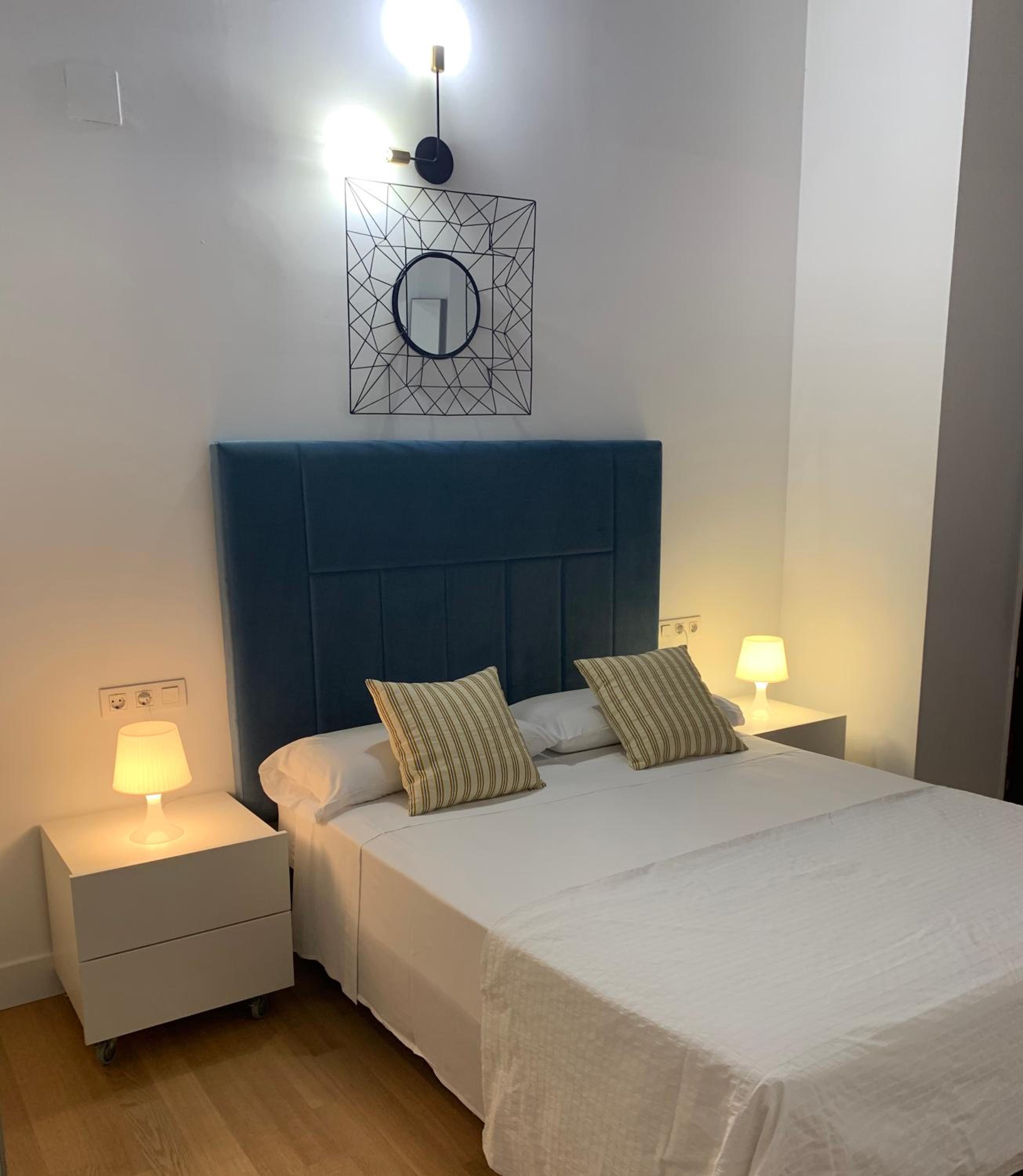 Apartamentos Alicante Centro by Renthas