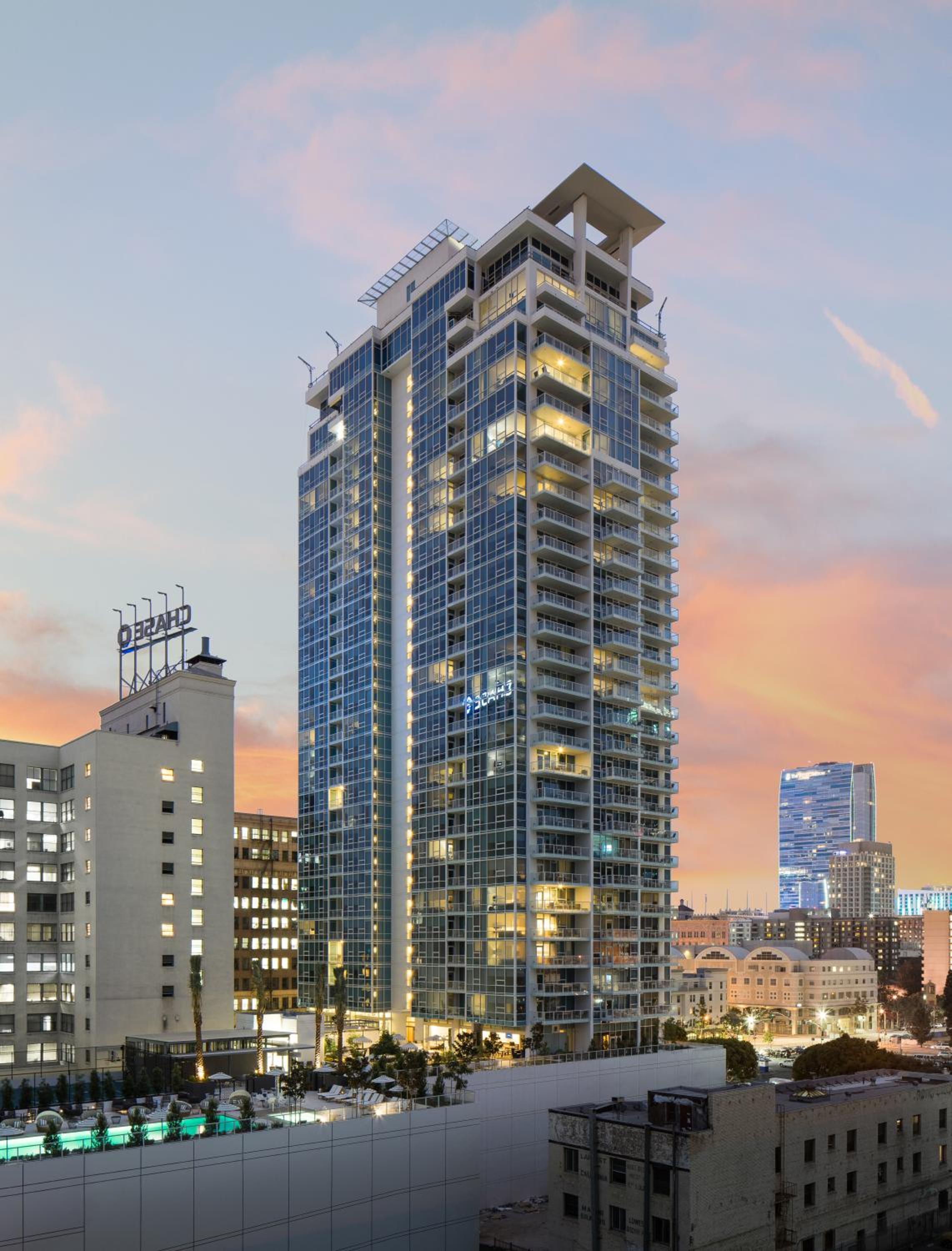 Level Los Angeles - Downtown South Olive