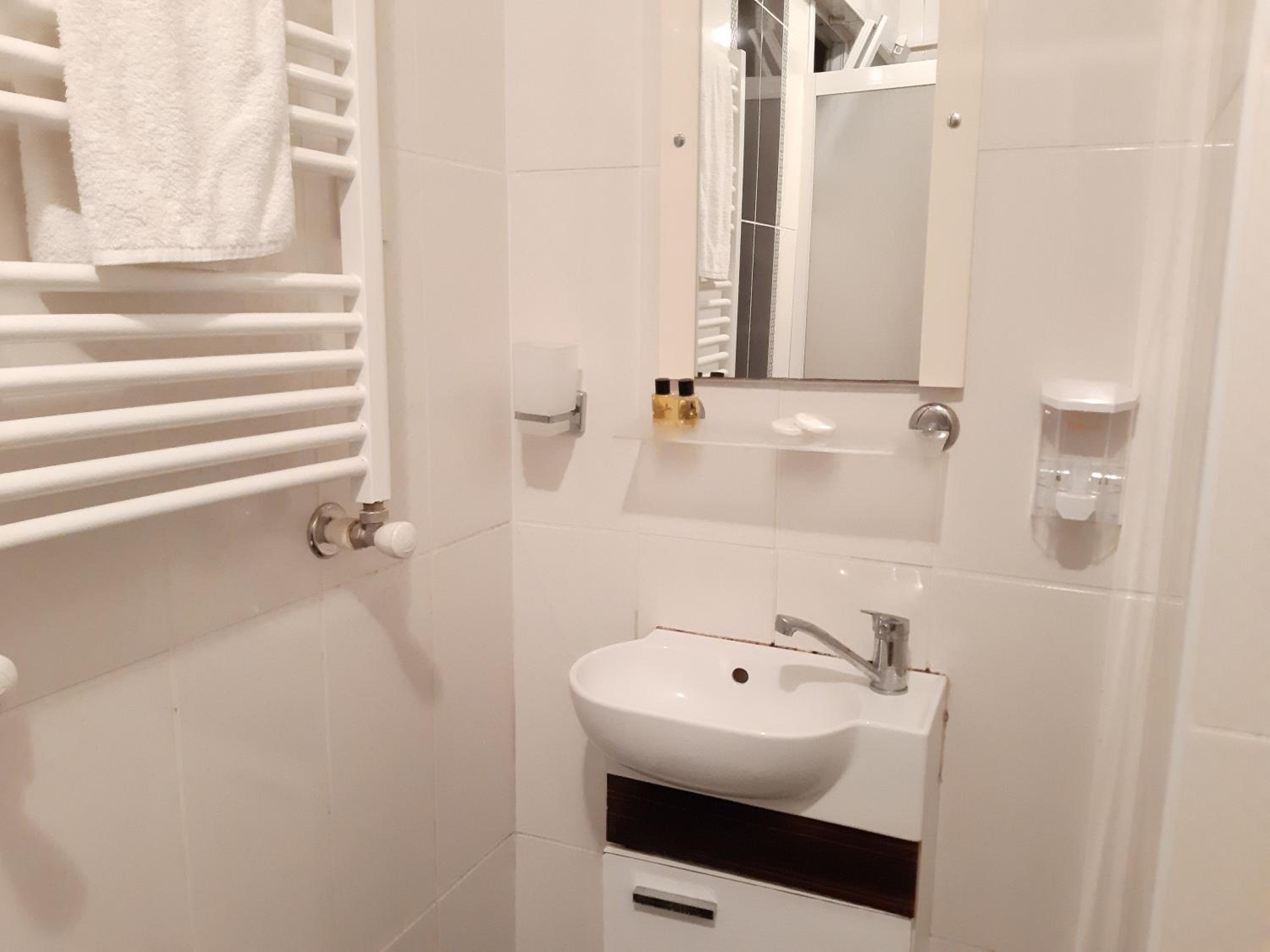 Burak Apart - Image 65