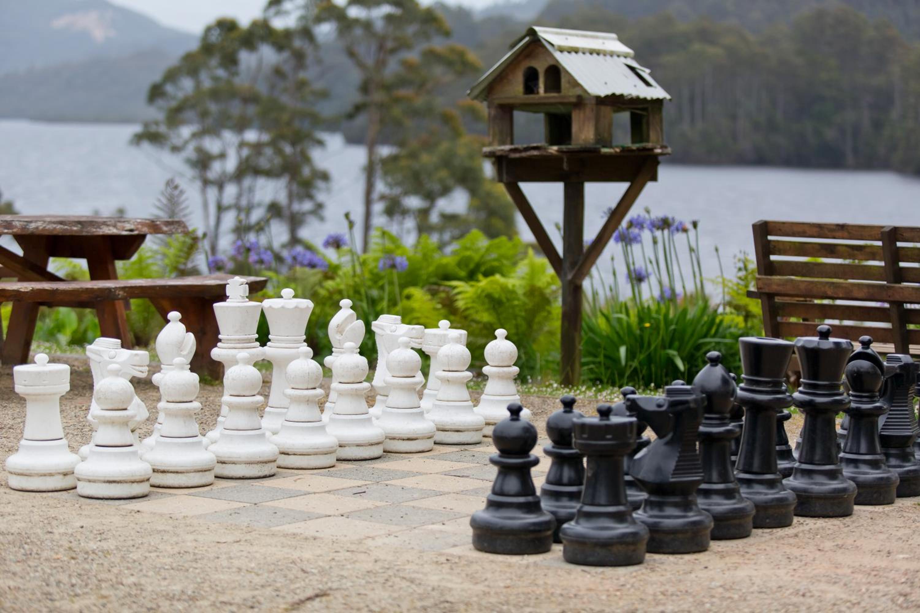 Tullah Lakeside Lodge