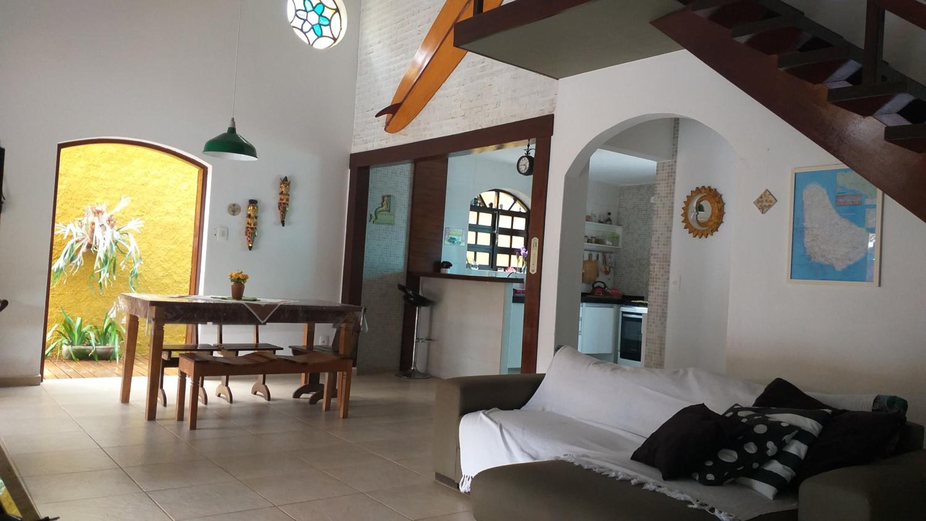 Casa Azul Itaguá 5 dorms - Wi-fi