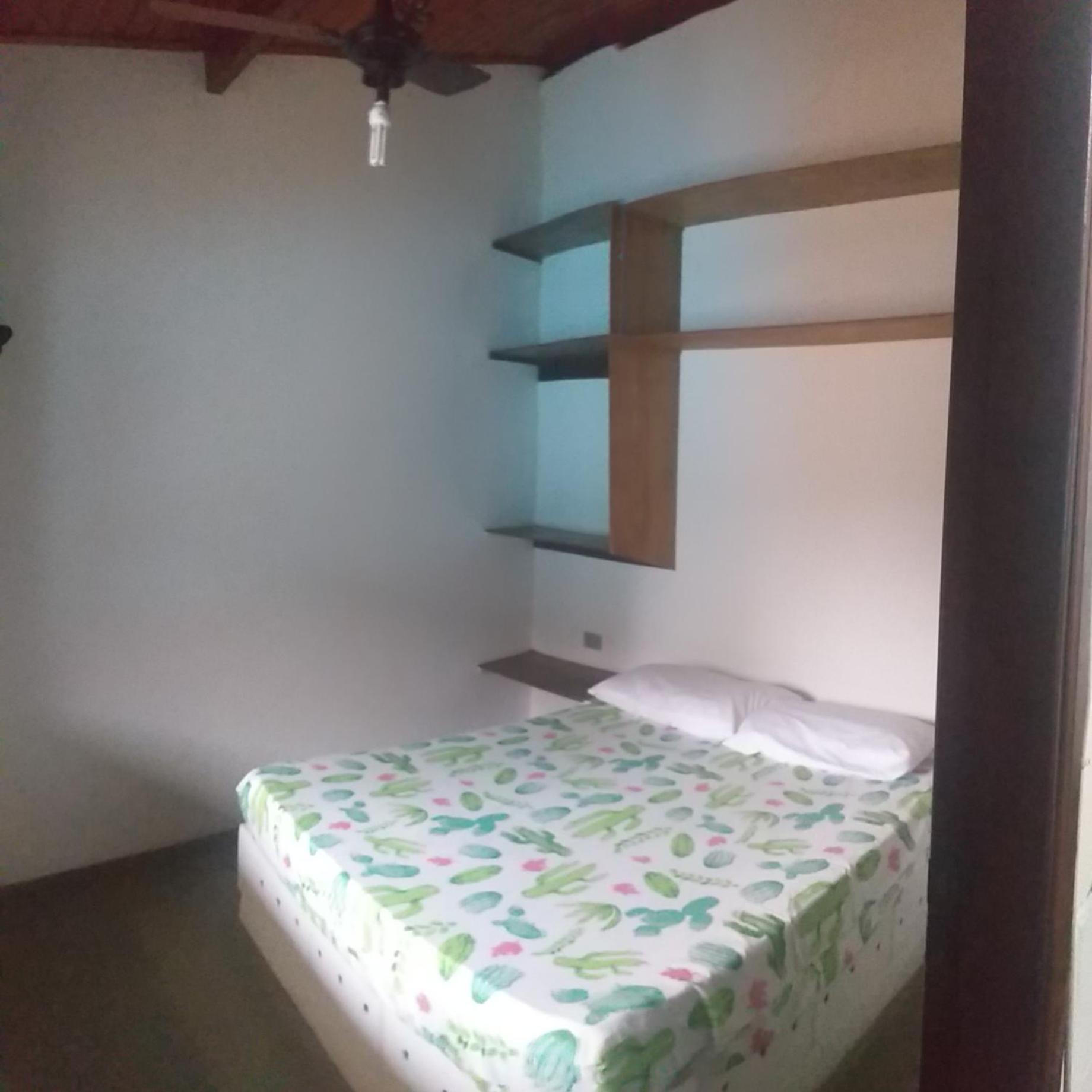 Casa Azul Itaguá 5 dorms - Wi-fi