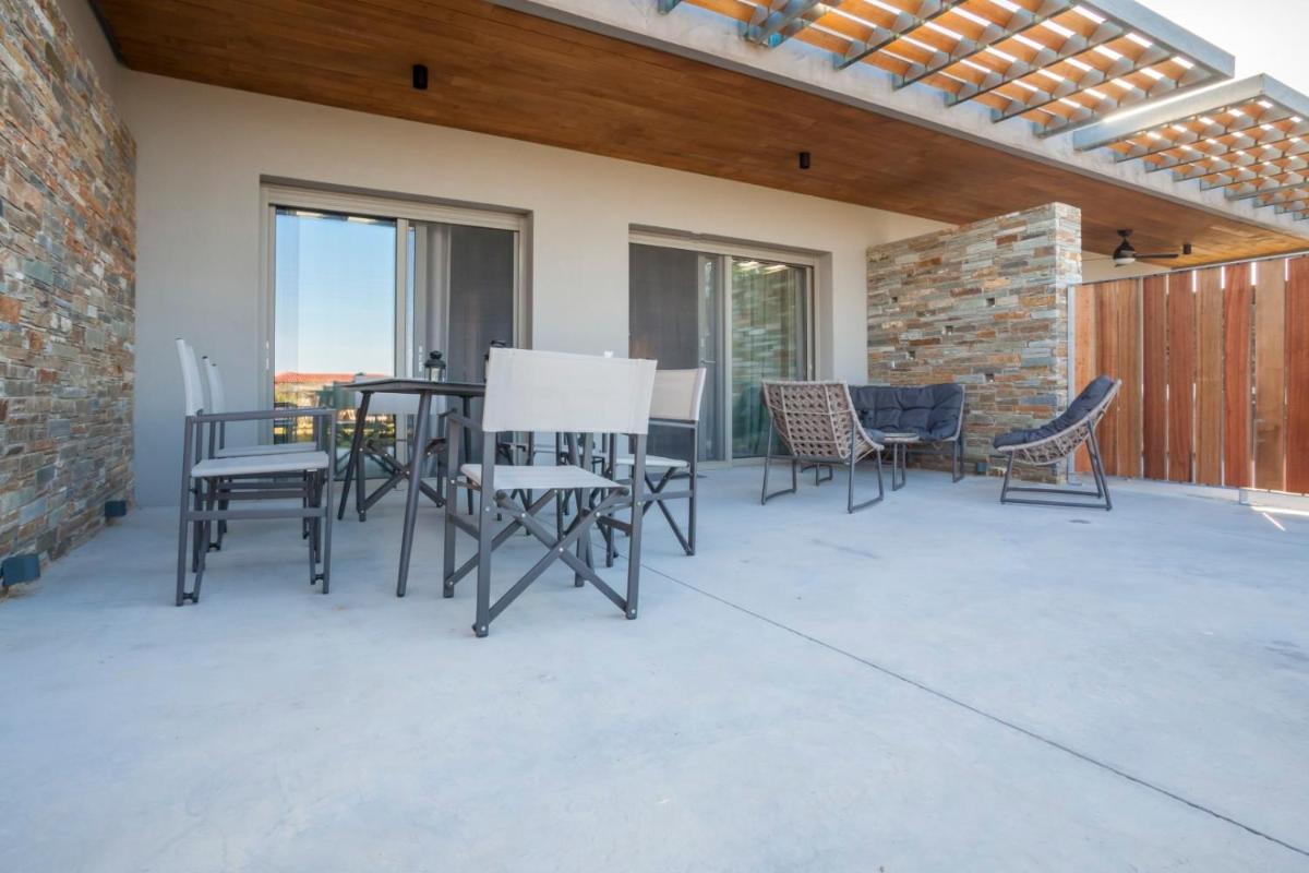 Beach Maisonette photo 5