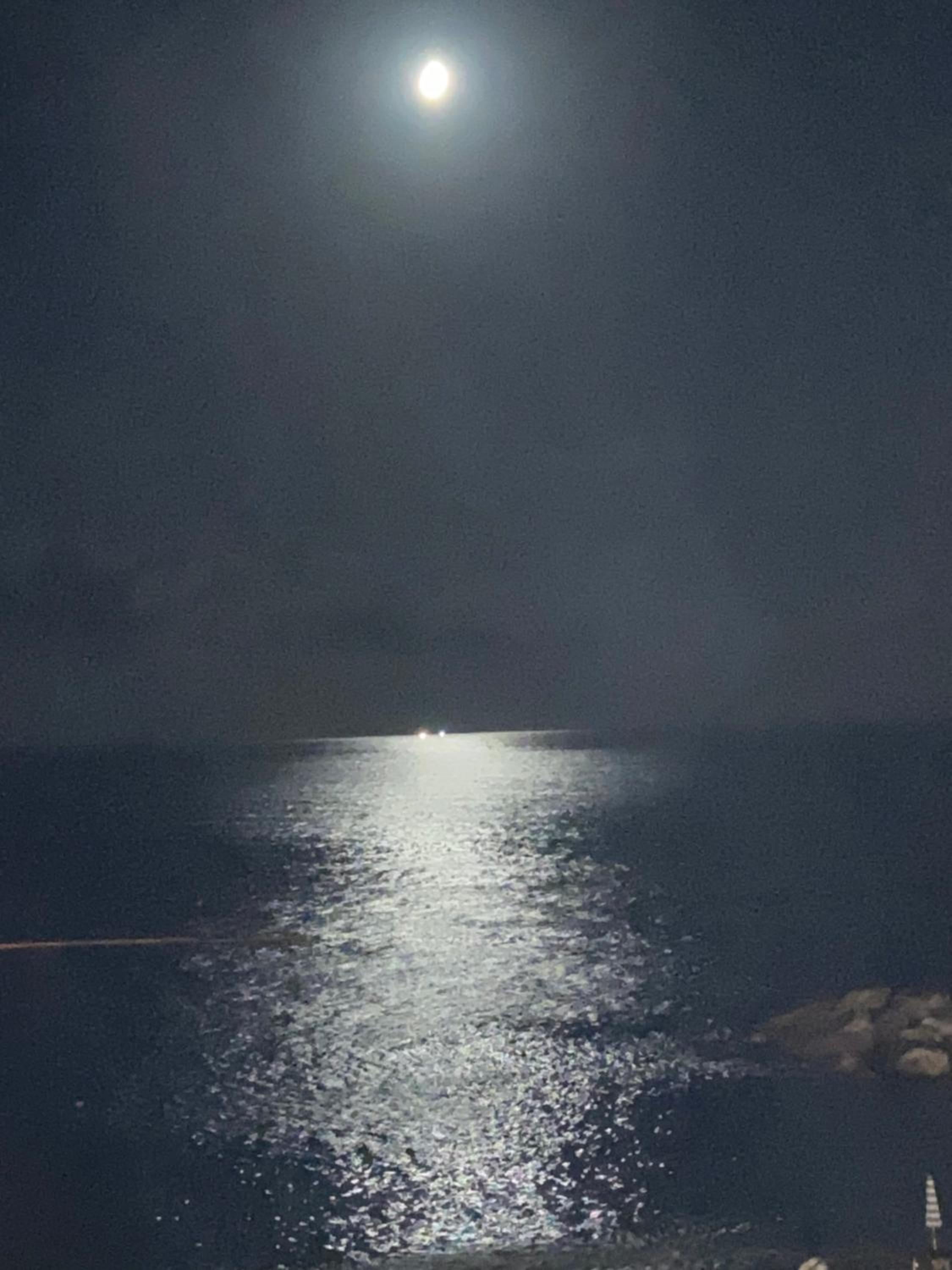 the sea at .. house photo 3