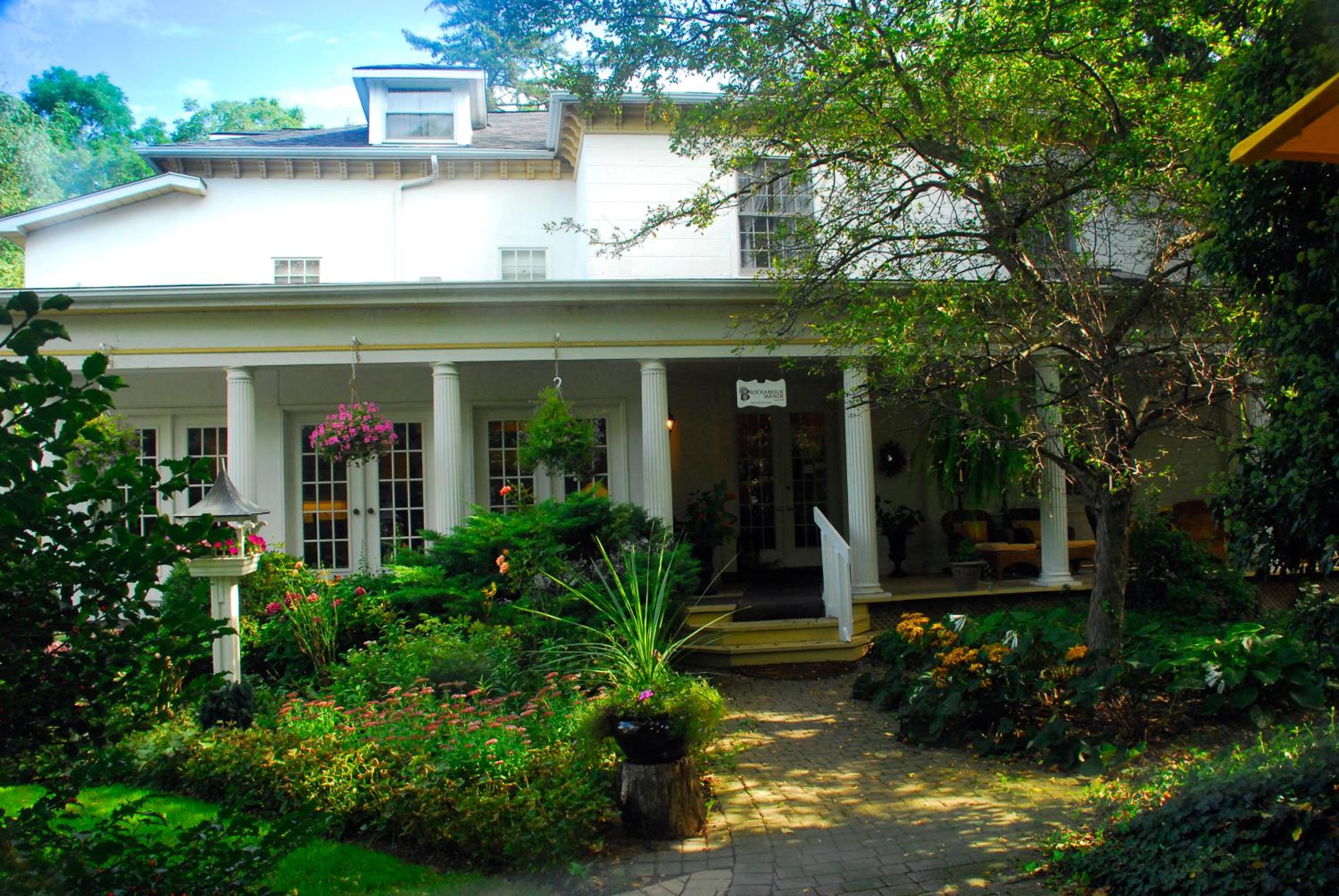 Brockamour Manor Bed and Breakfast