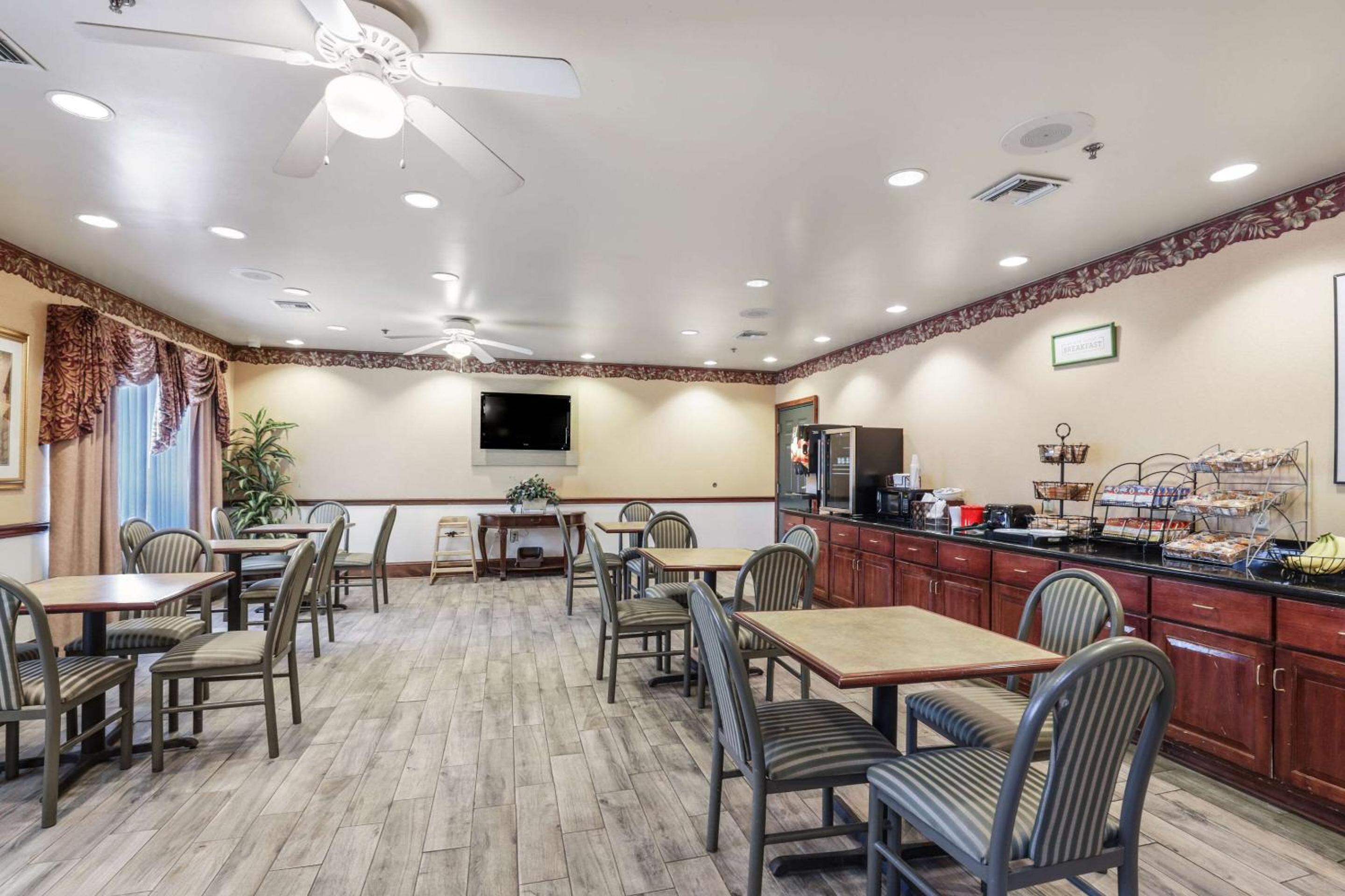 Econo Lodge Inn & Suites Marianna South, Foto 14