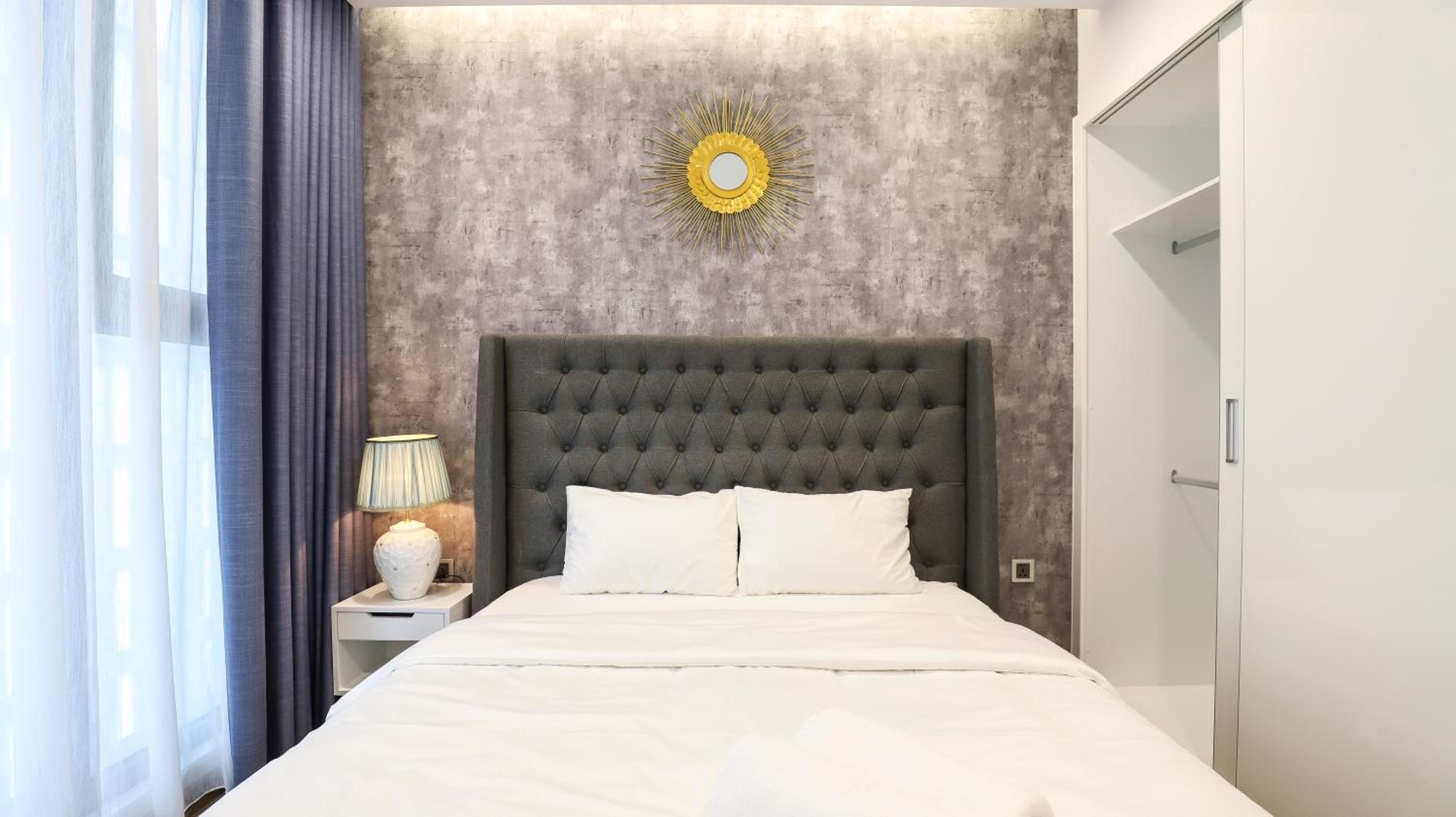 Vinhomes Metropolish Apartment Center Hanoi