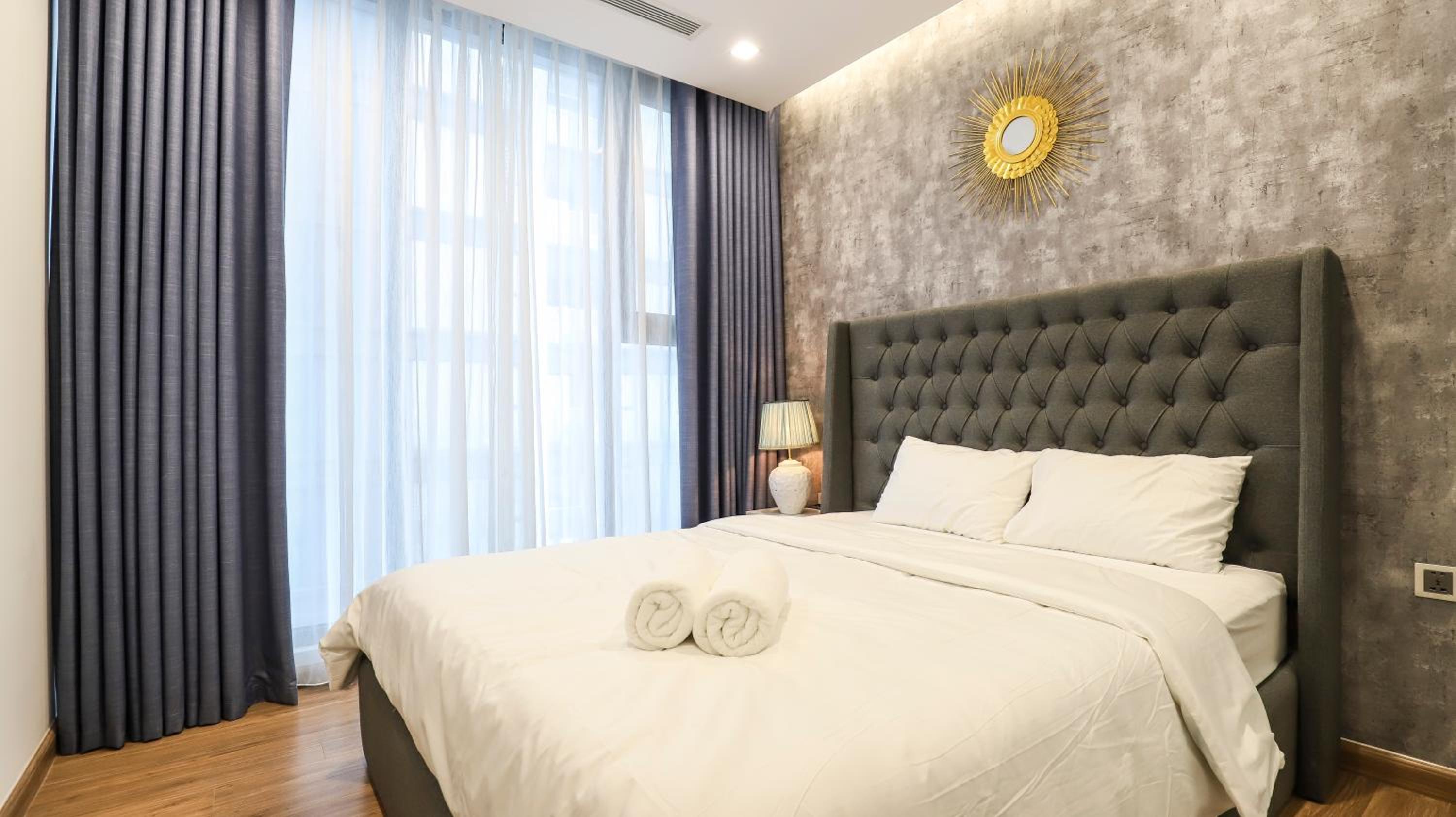 Vinhomes Metropolish Apartment Center Hanoi