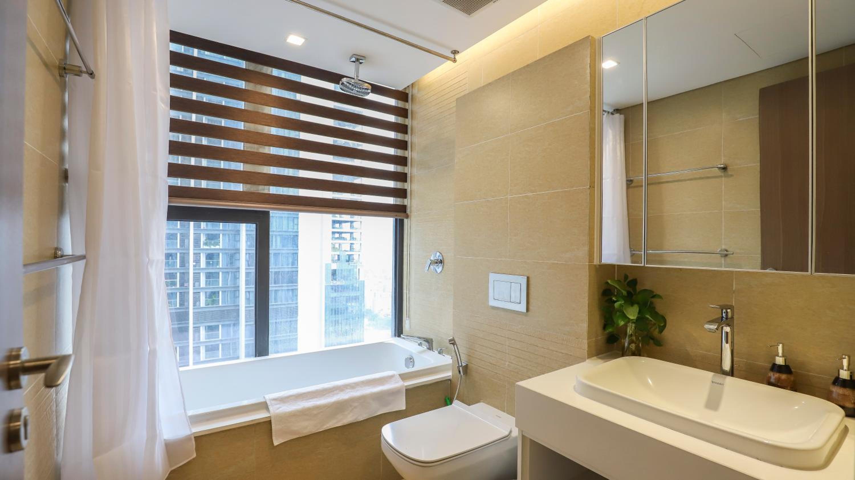Vinhomes Metropolish Apartment Center Hanoi