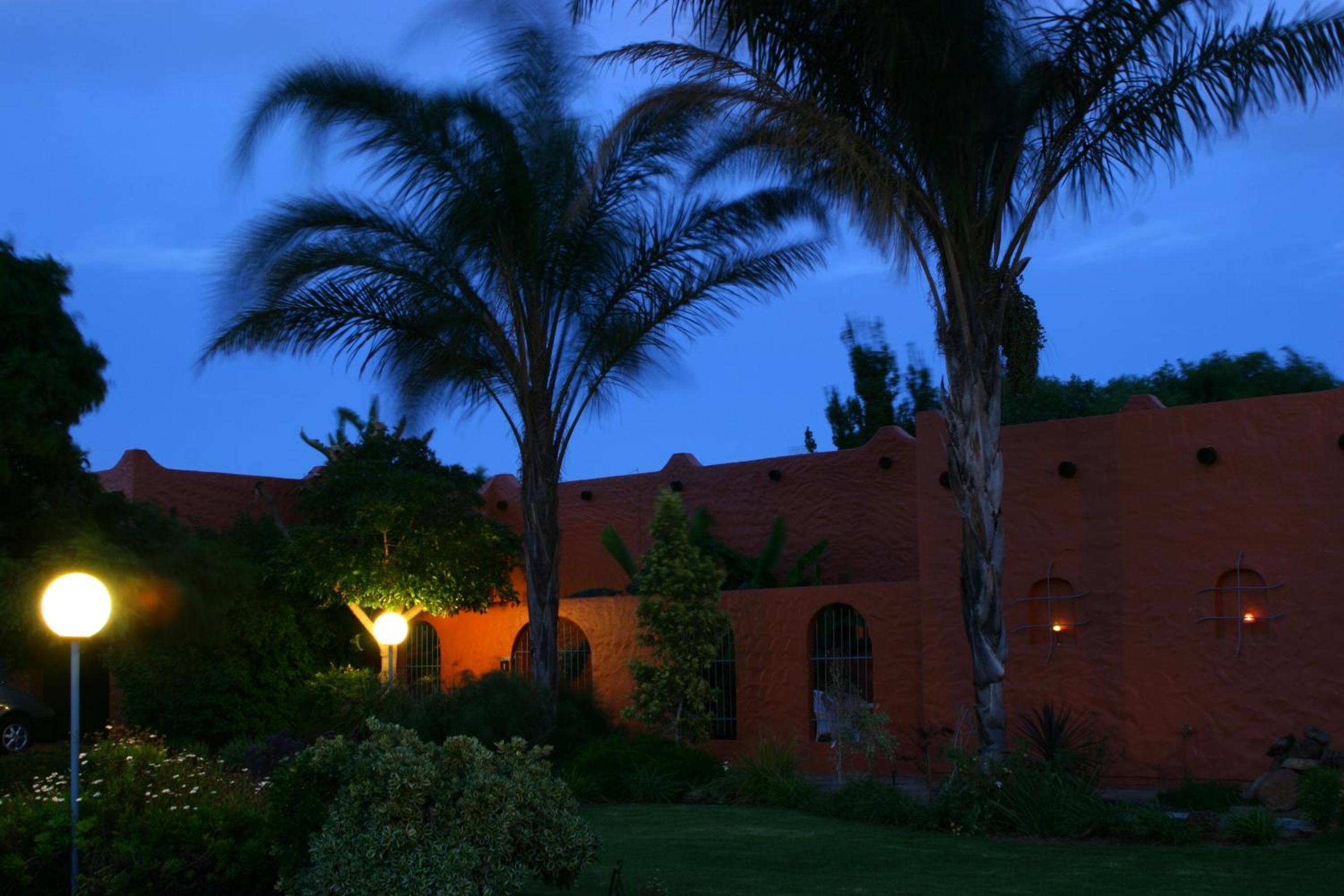 Culdesac Guesthouse Oudtshoorn view 3