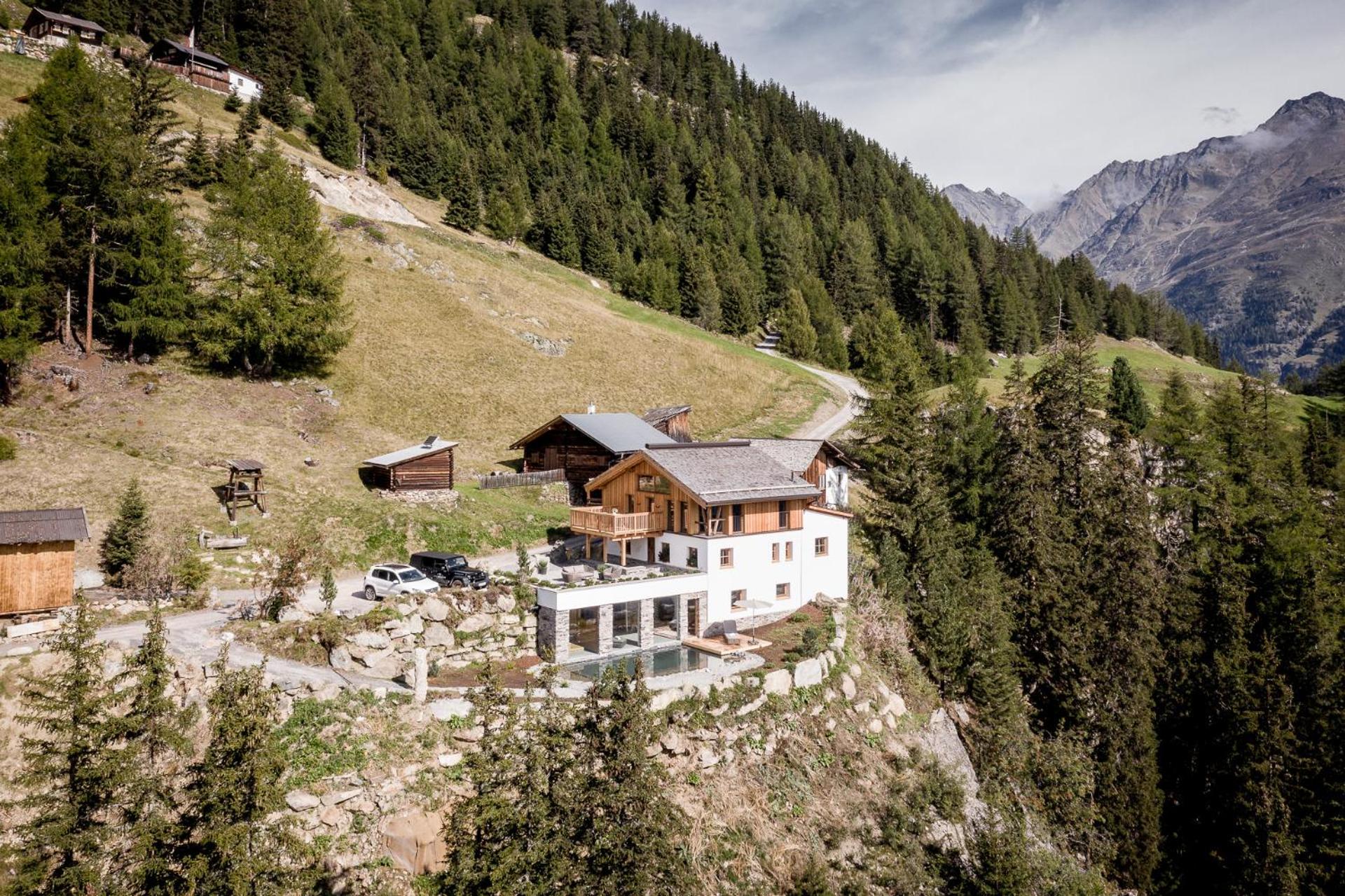 Leni Mountain Chalet view 2