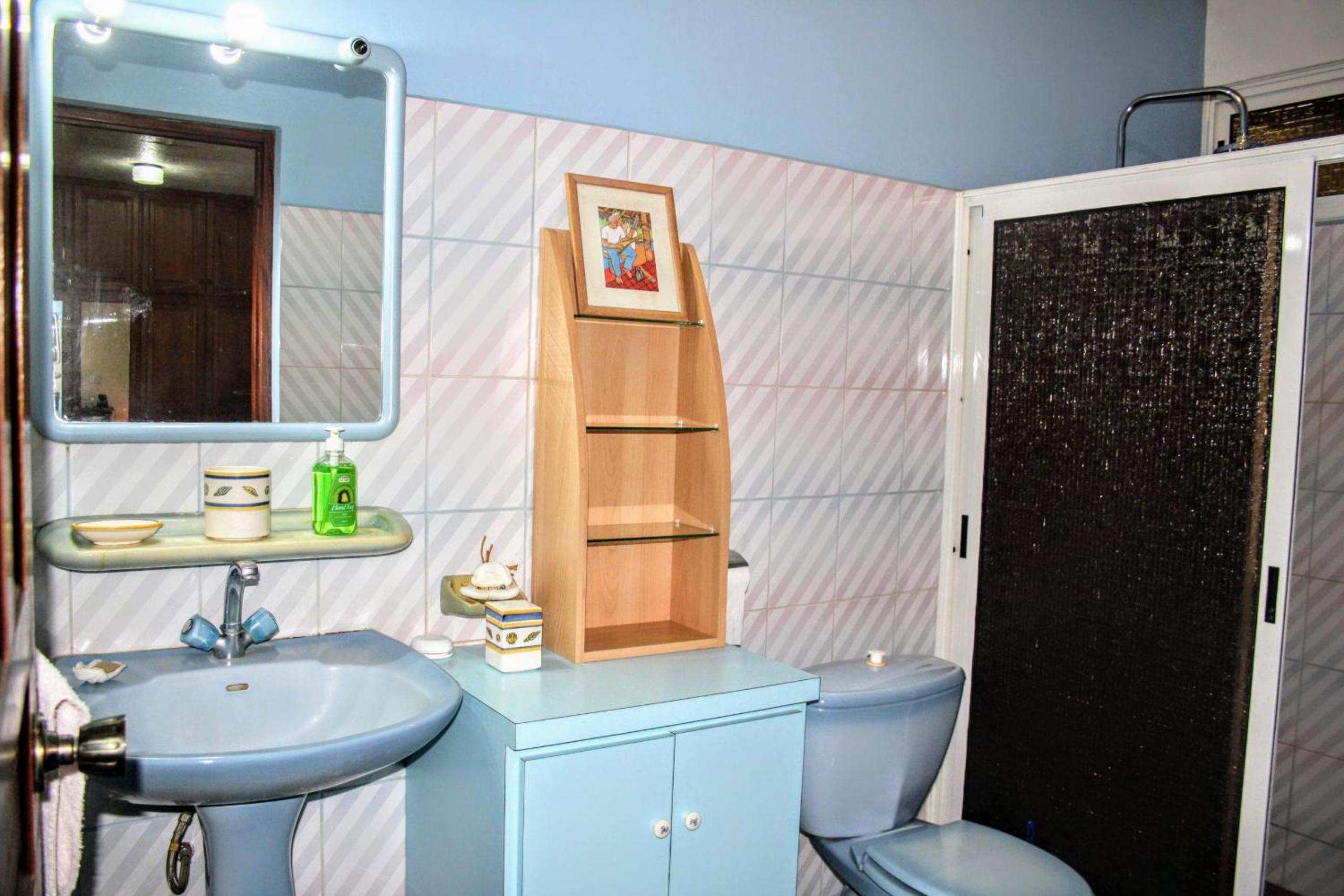 TAHITI - Sanny's Place Family Room & Poo