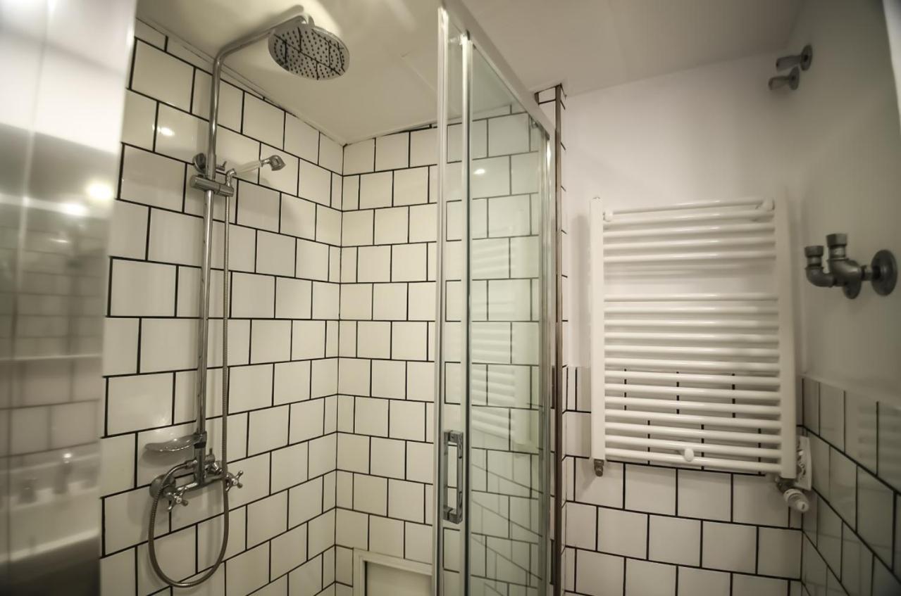 Villa Regionalista principios Siglo XX 1919 -Pedregalejo-Baños del Carmen-A UNOS METROS DEL MAR!!! PISCINA CLIMATIZADA BAJO PETICION