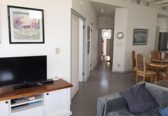 Linden Terrace 6 view 4