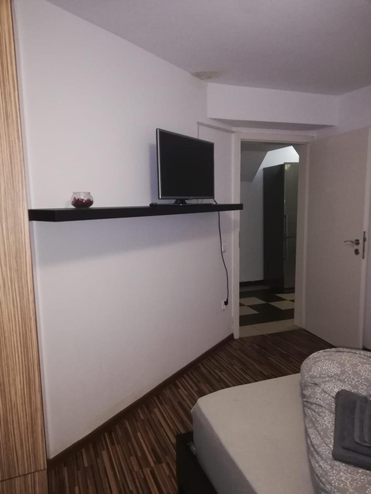 Photo 44