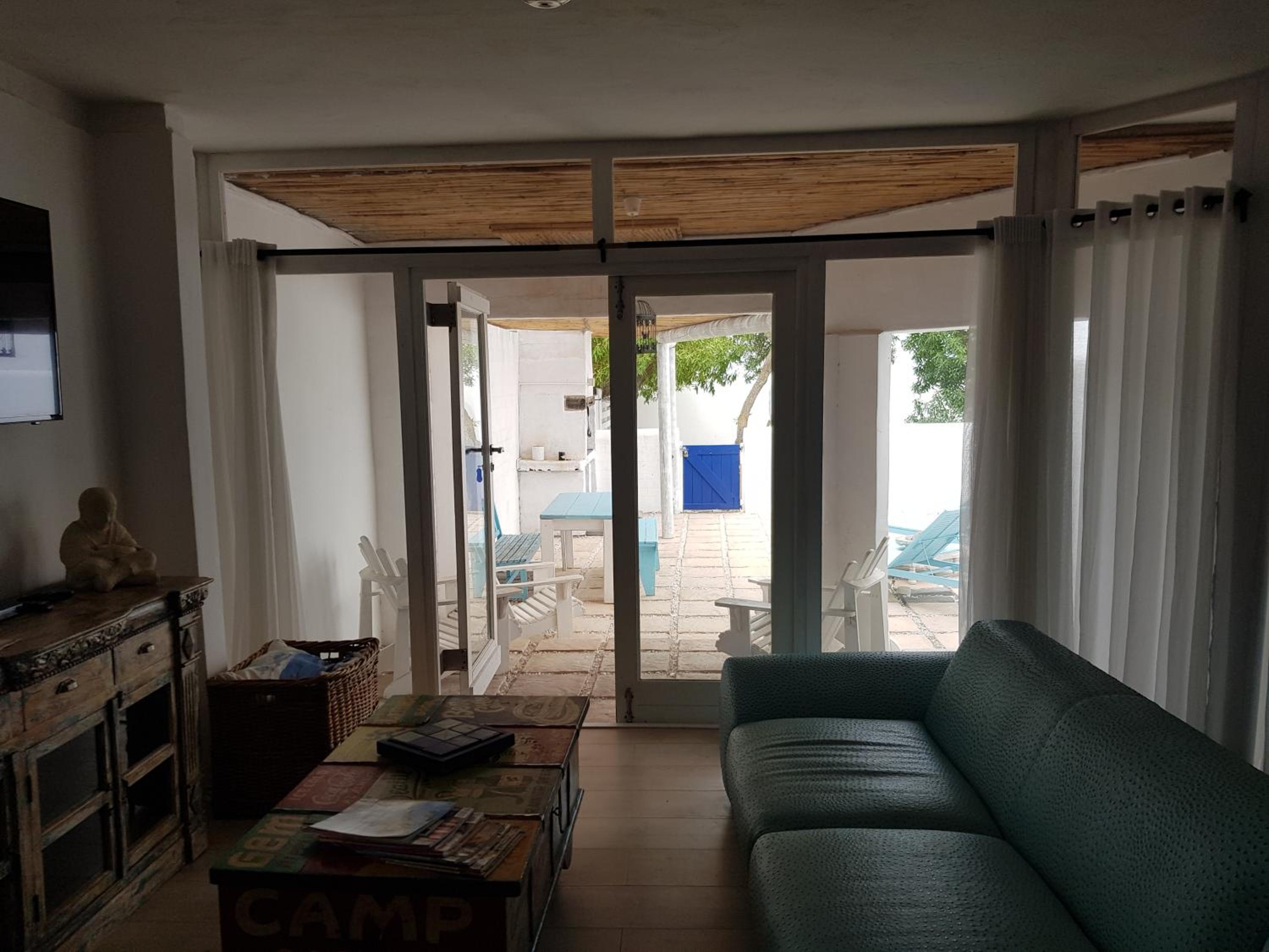 Mosselbank Beach Retreat 2A view 3