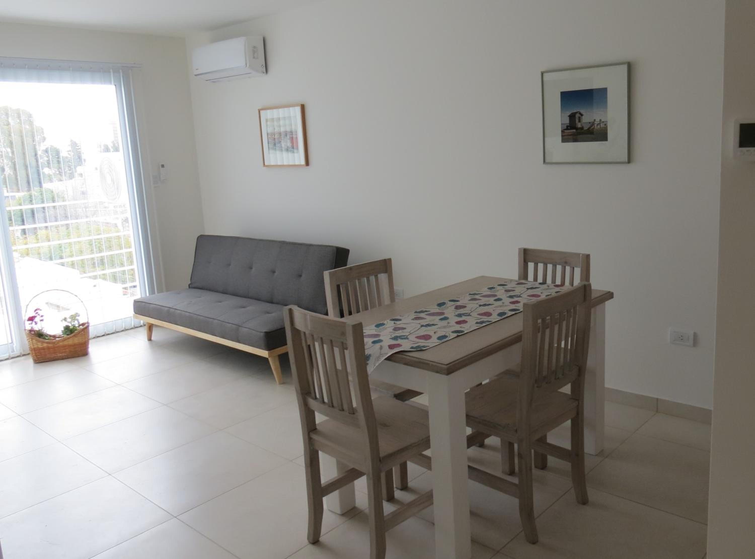 Departamento a estrenar, muy buena ubicación.