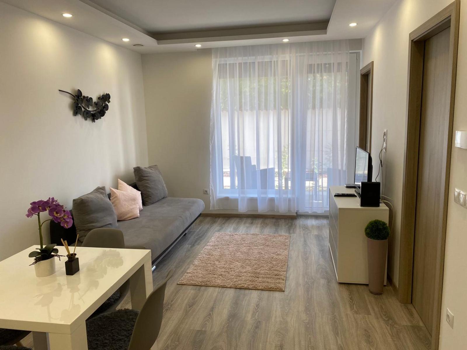 Oasis Apartman view 4