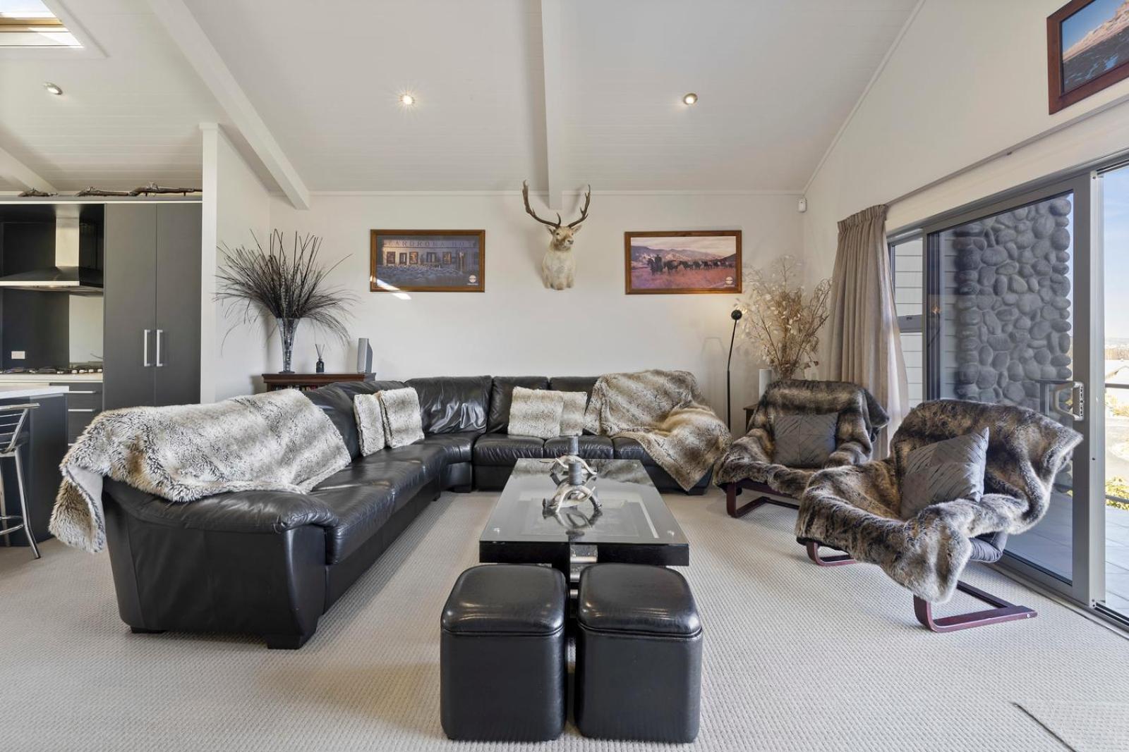Lake View Bliss - Lake Taupo Holiday Home view 2
