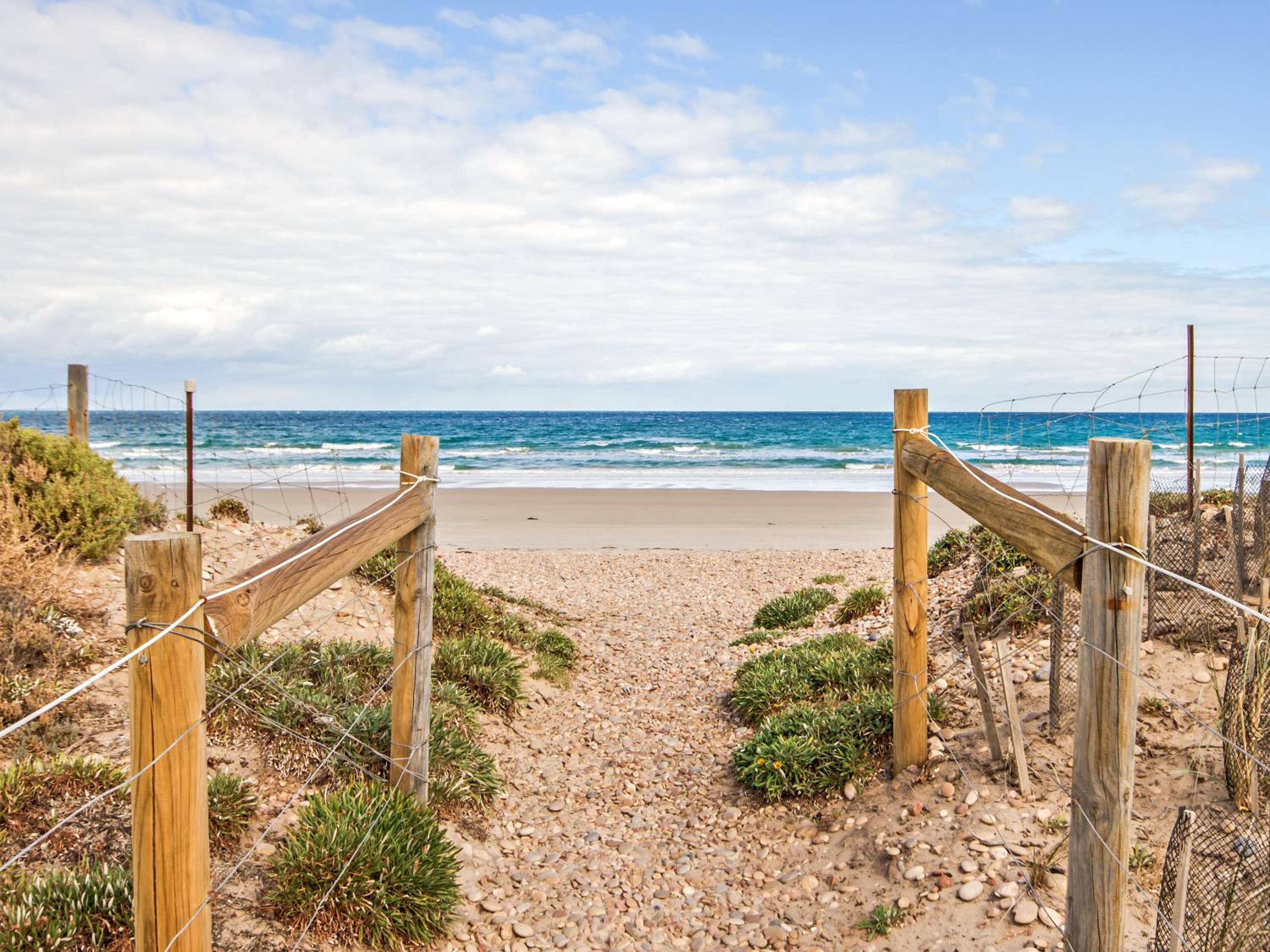 Footprints in the Sand, Silver Sands Beach House