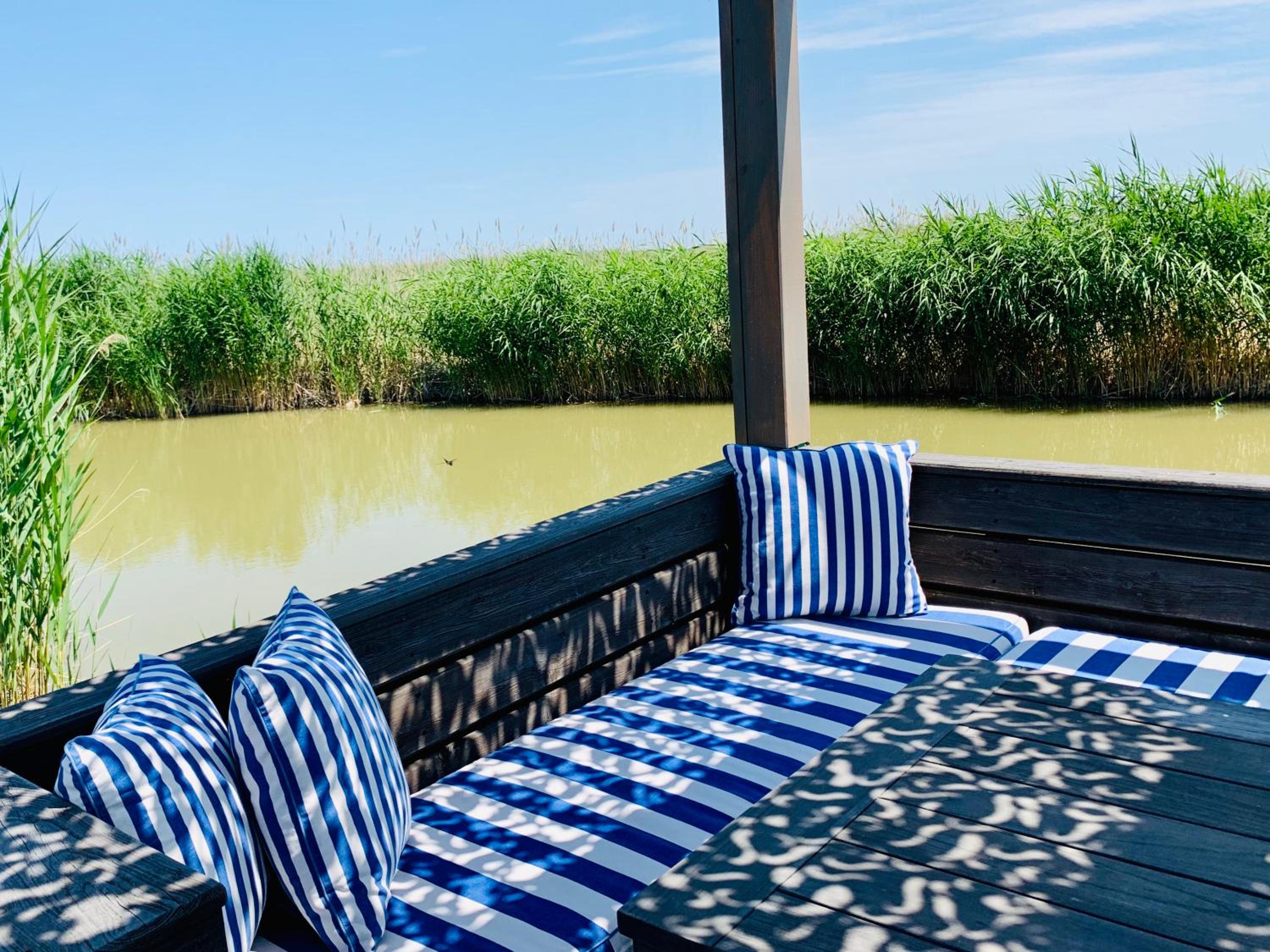 Seehütte Neusiedlersee inklusive Elektroboot
