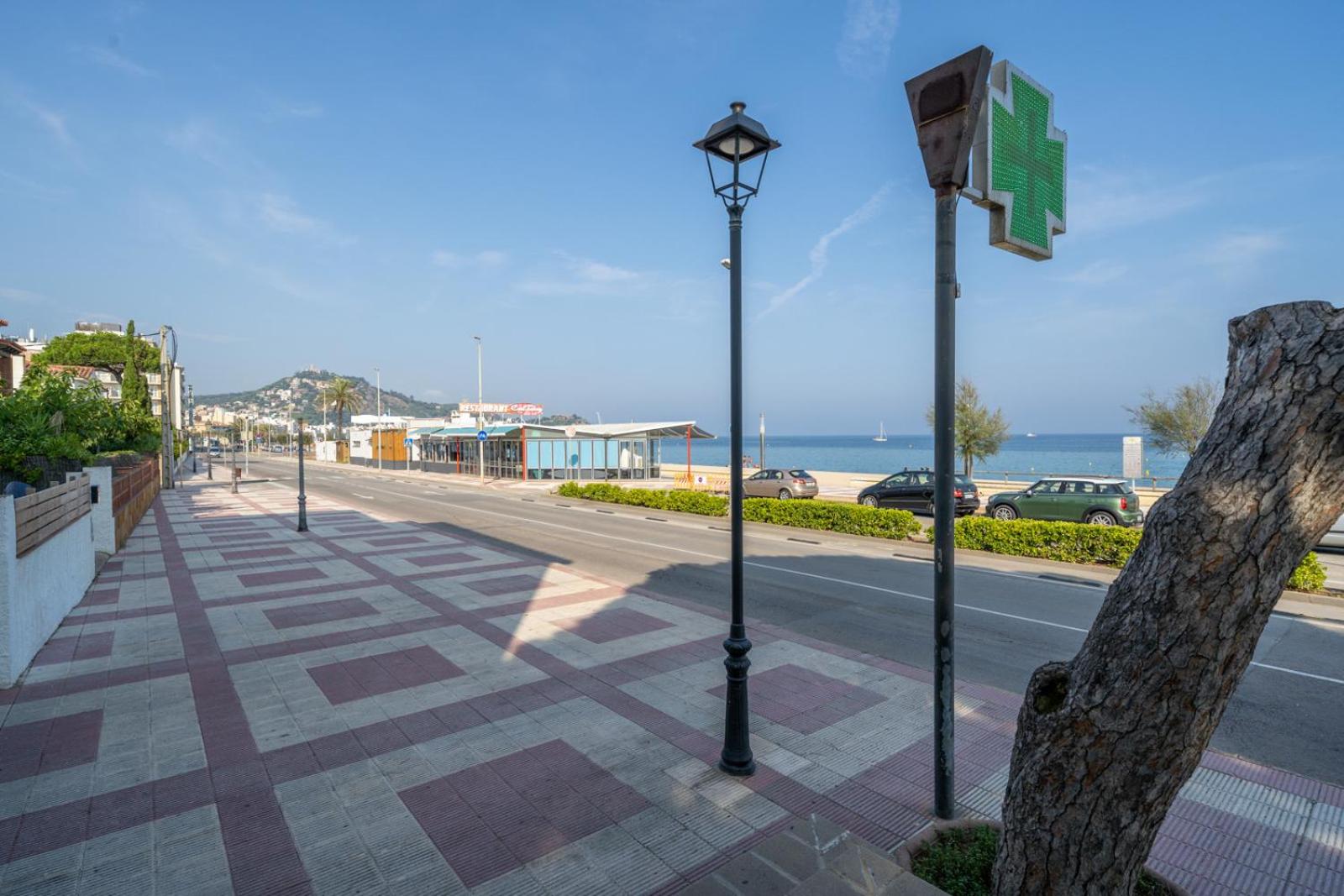 HomeHolidaysRentals Chiara - Costa Brava view 3