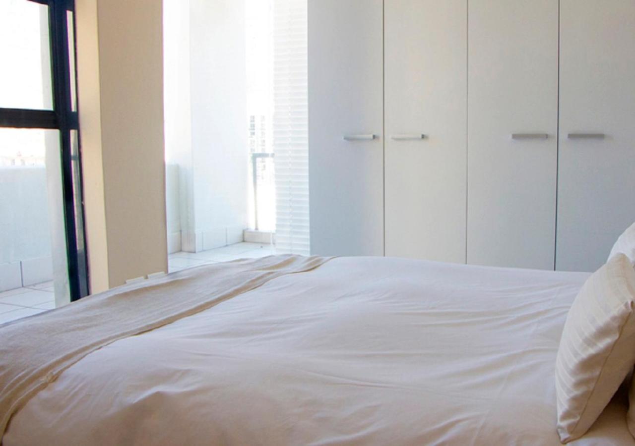 Cape Town Family Apartments on Long Street with Great views view 5