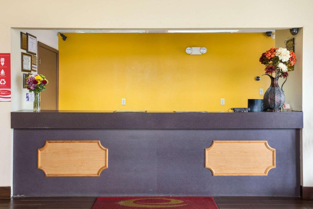 hotel reception