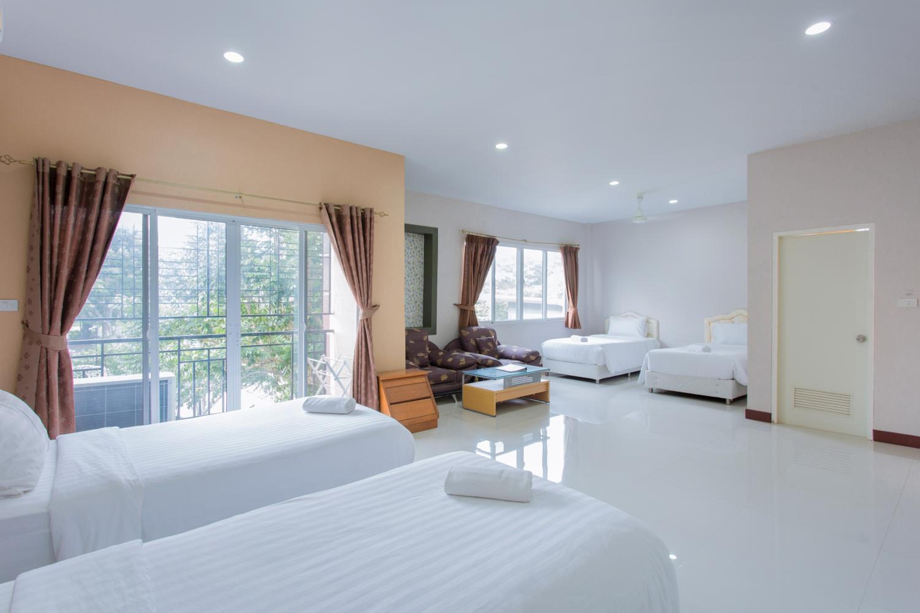 Grandsiri Resort KhaoYai