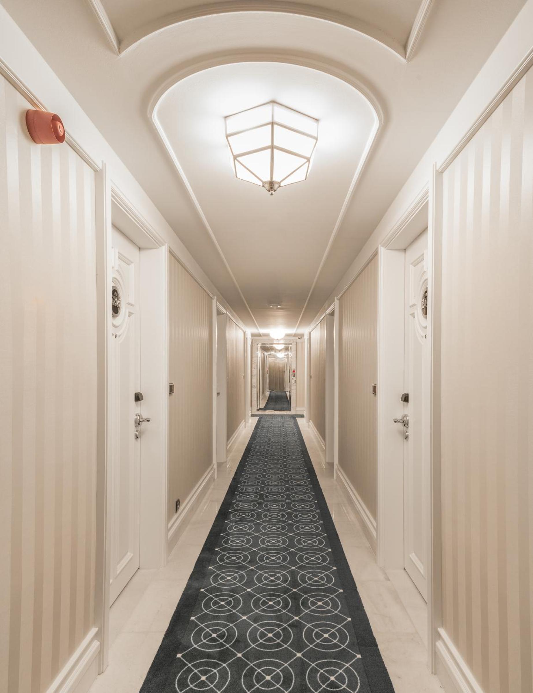 Metropolitan Hotels Taksim - Image 14