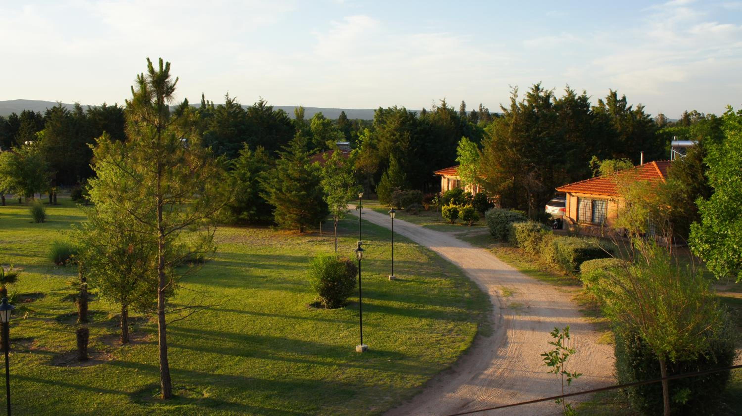 Yerba Buena casas de campo - Arroyo de los Patos