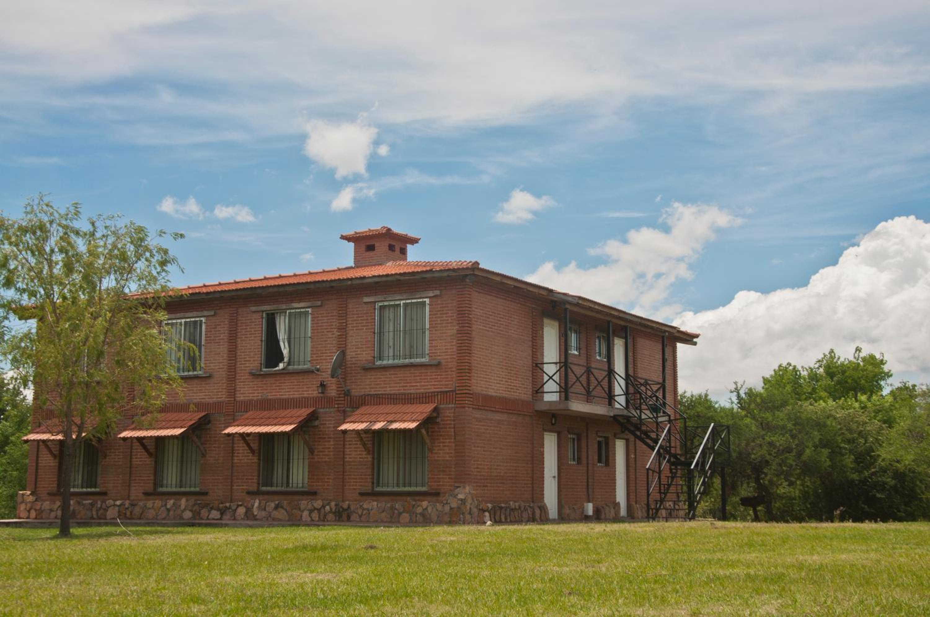 Yerba Buena casas de campo - Arroyo de los Patos