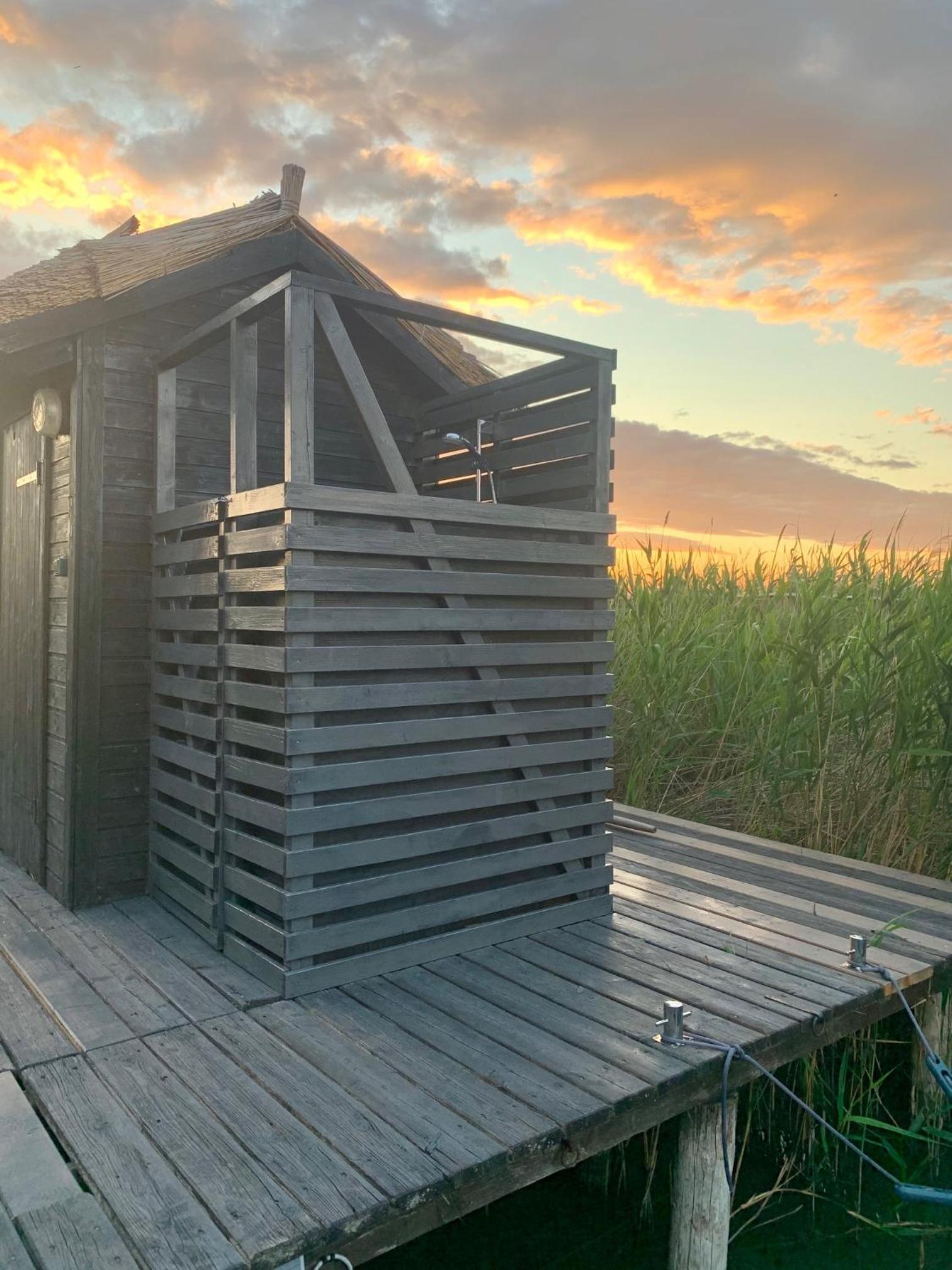 Seehütte Neusiedlersee inklusive Elektroboot