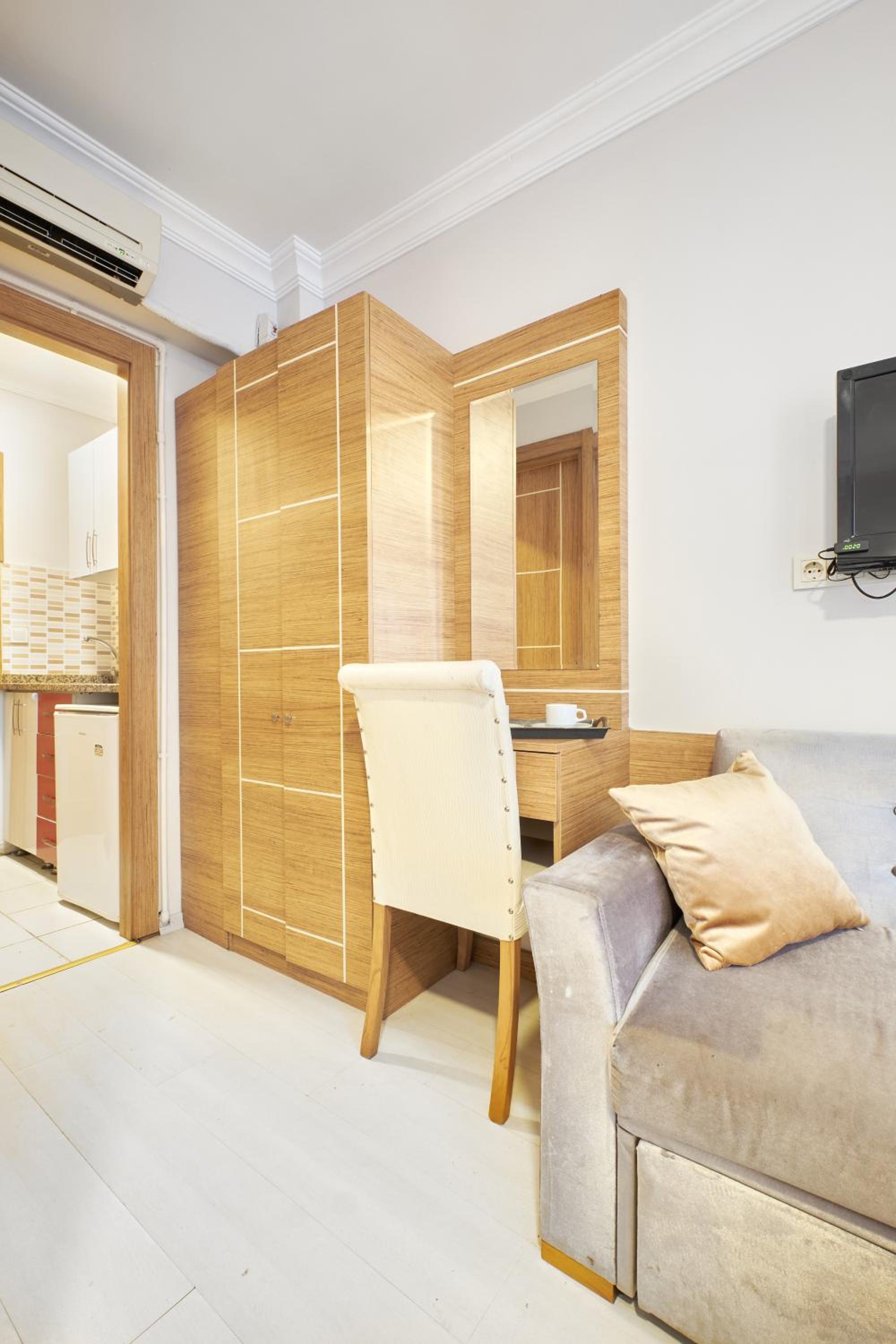 Central Suites Taksim - Image 15