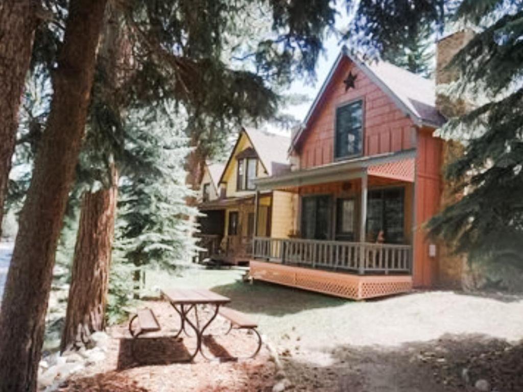 Riverfront Mountain Cottage Retreat view 4