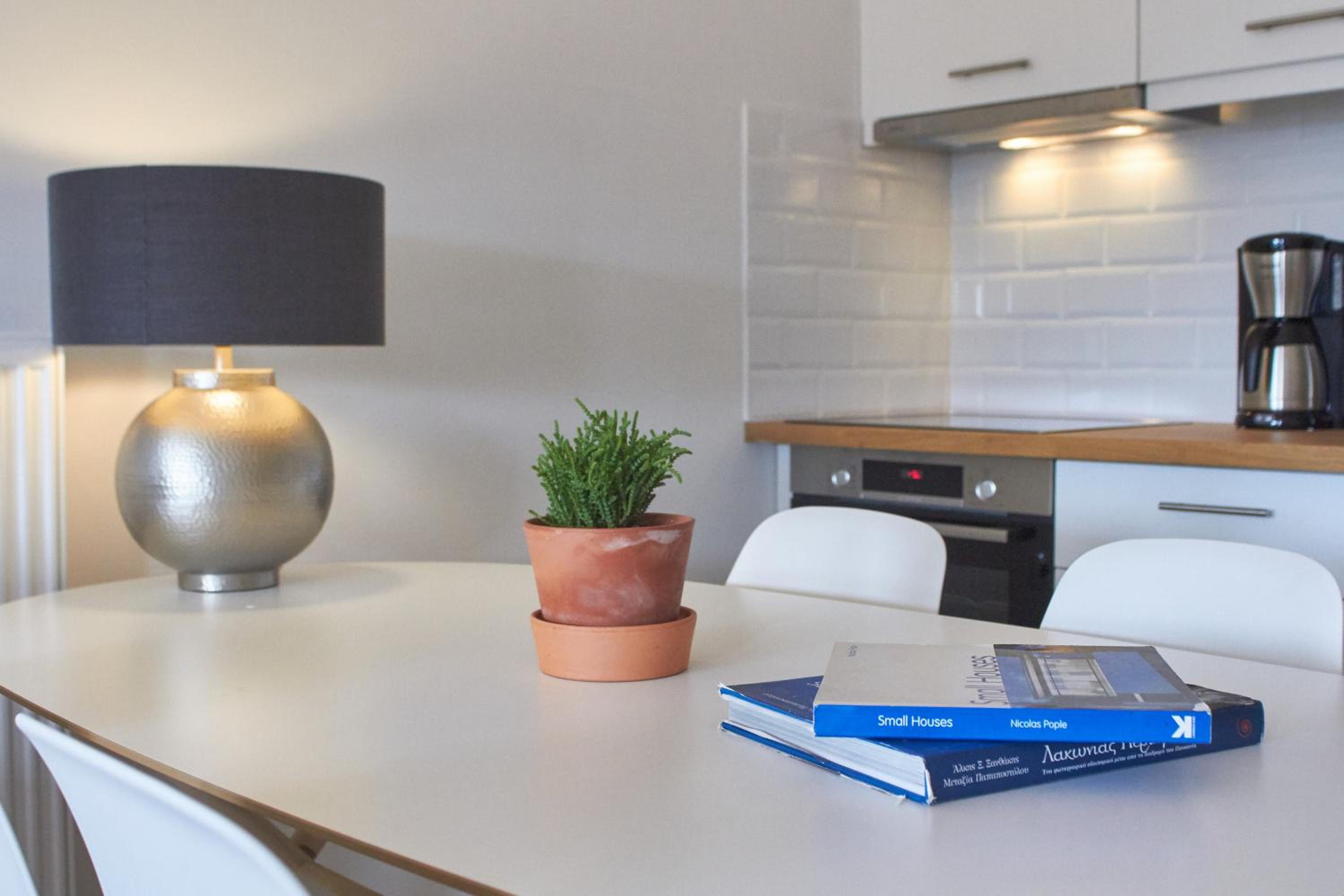 Bright Bright C- Modern apartment with terrace view 5