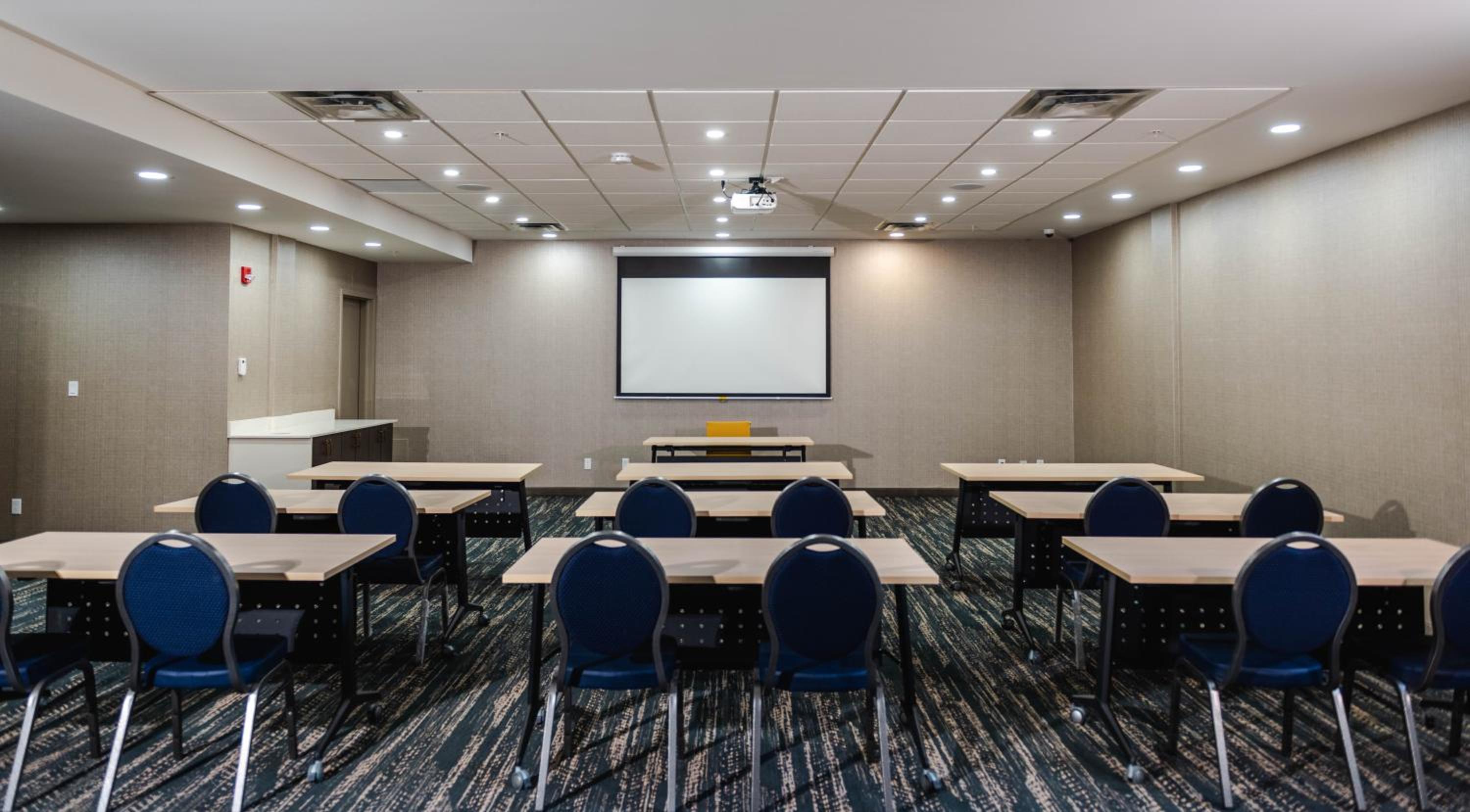 Medicine Hat Vacations - Best Western Premier Executive Residency Medicine Hat - Property Image 2