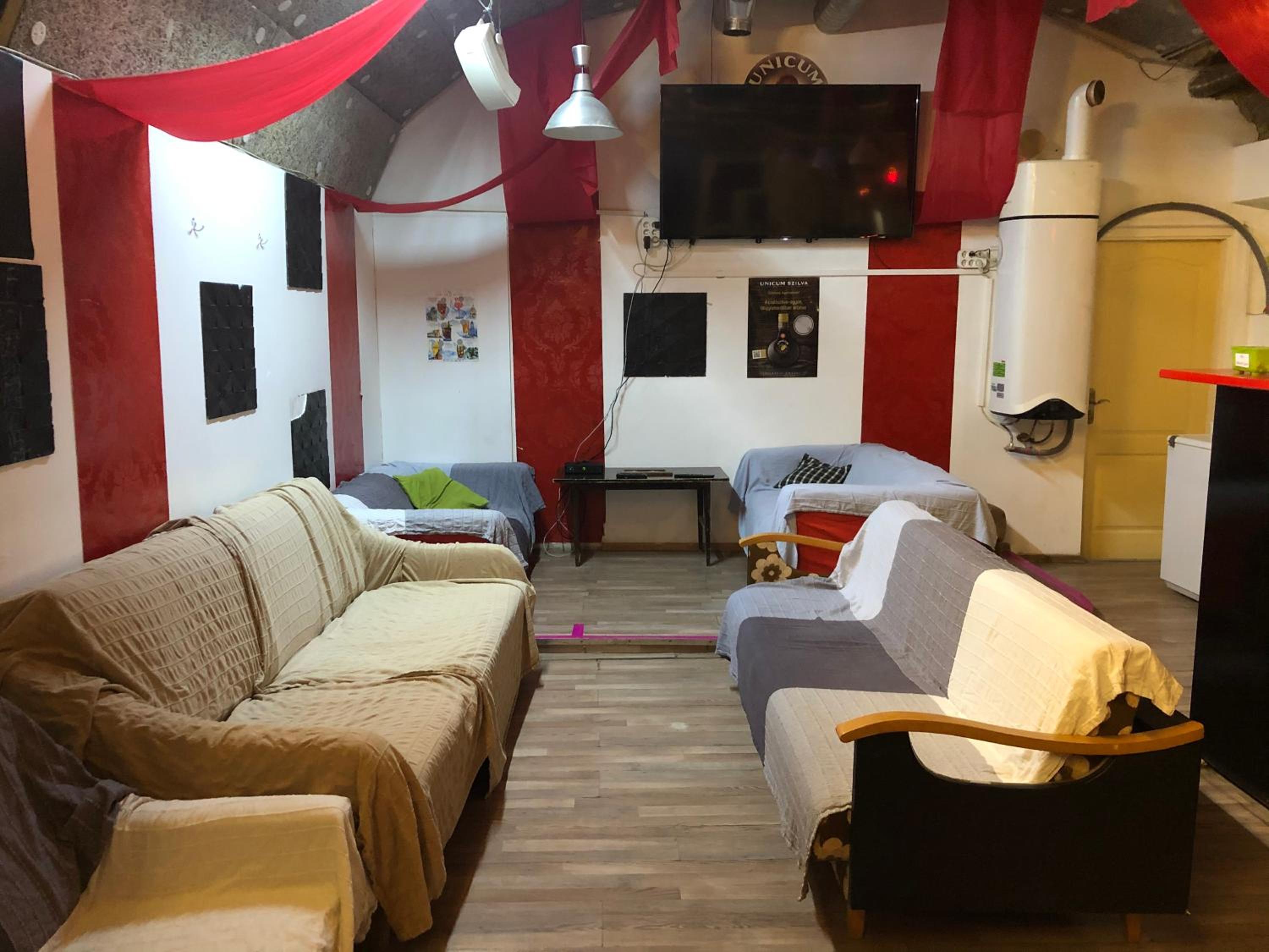 Whole basement former pub for stag do, bachelor House party flat