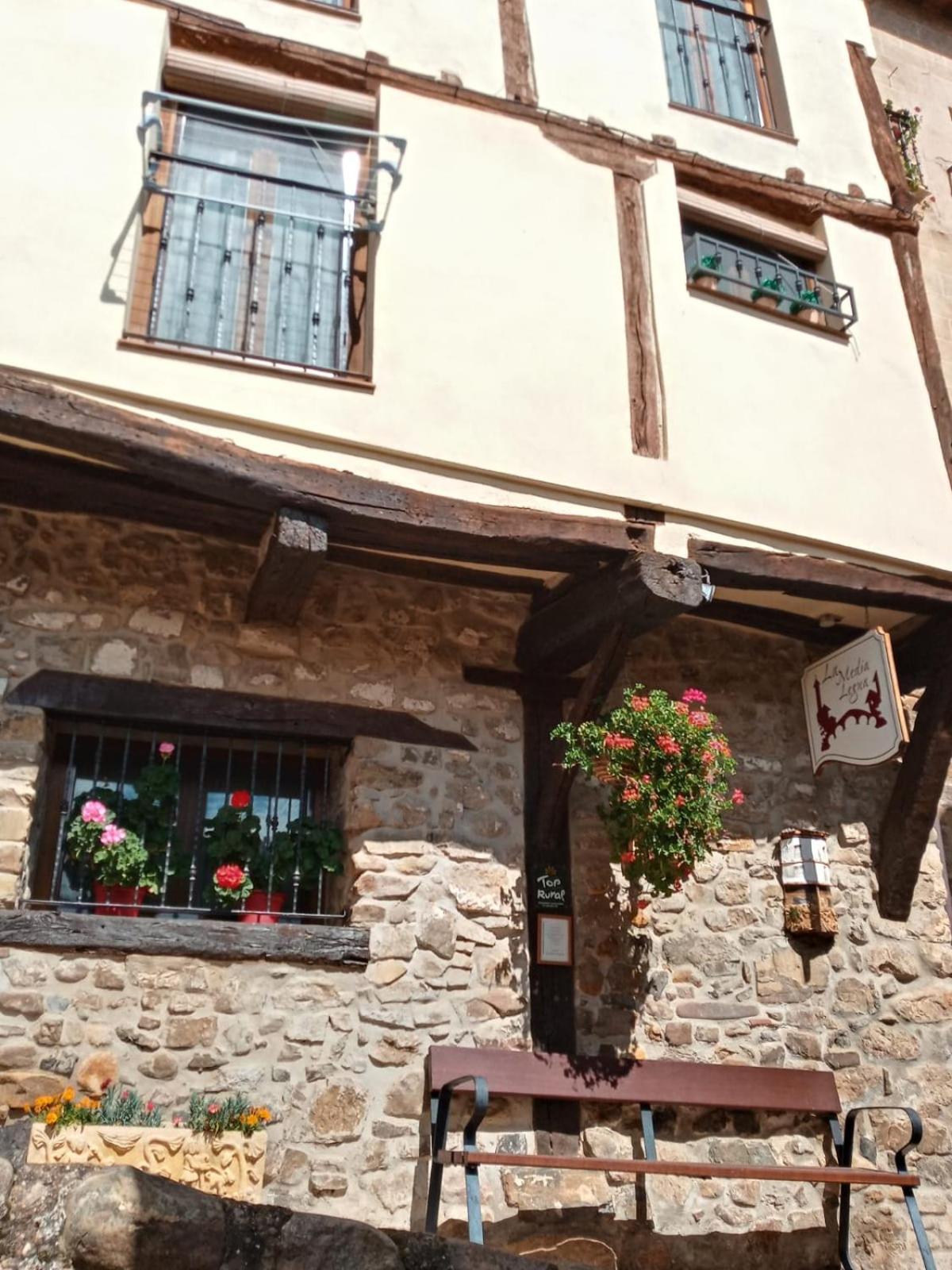 Casa rural La Media Legua view 2