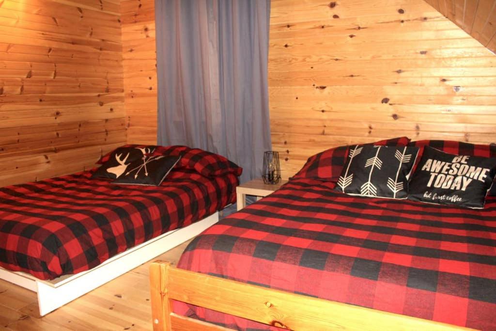 Chalet l'Authentique: Massif, Spa et Plein Air