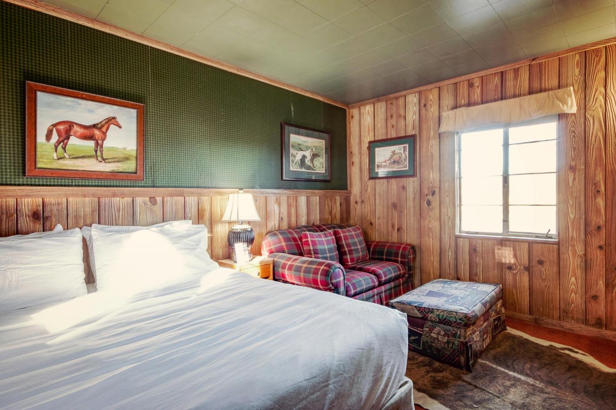 Simmer Motel