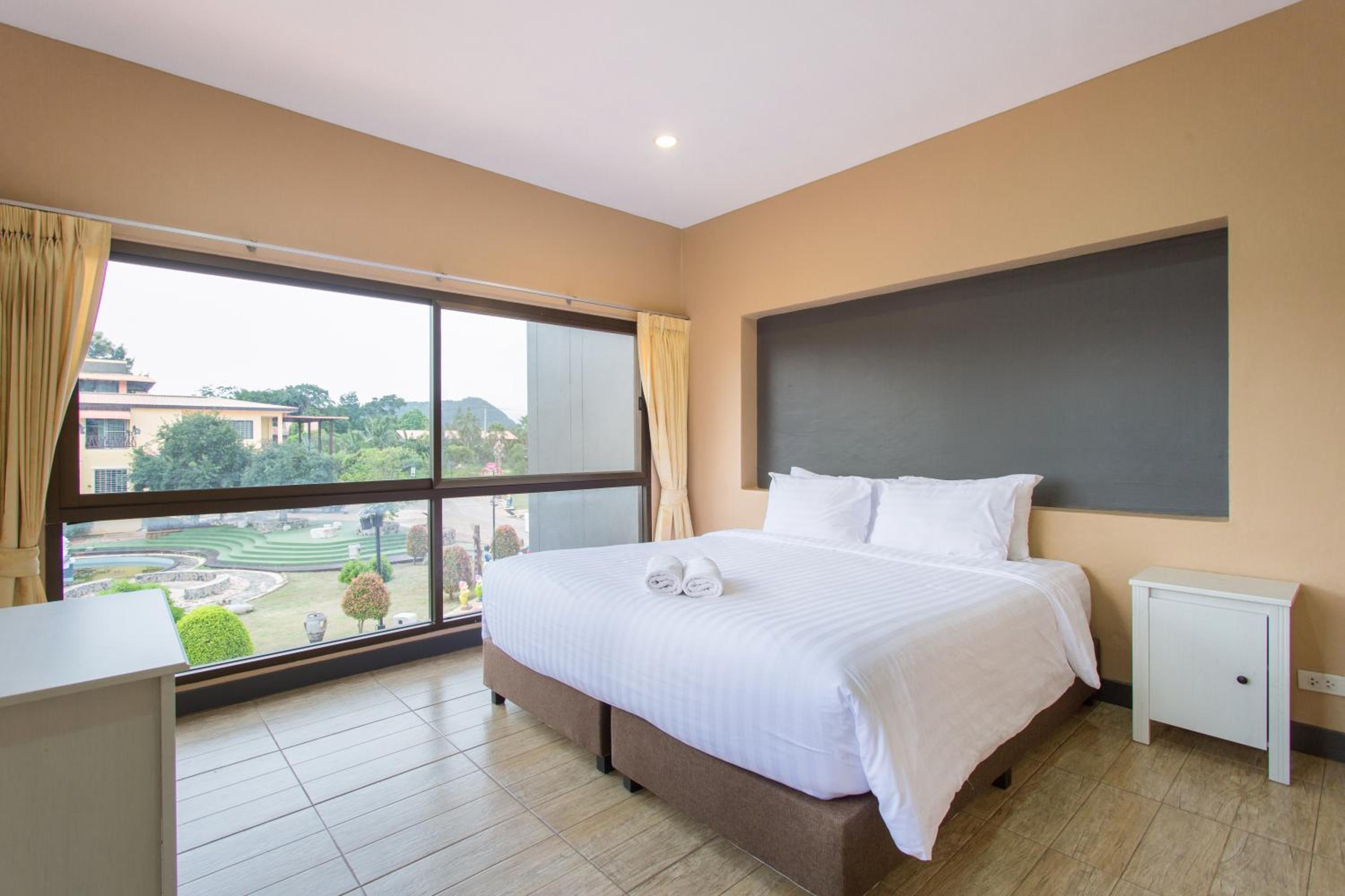 Grandsiri Resort KhaoYai