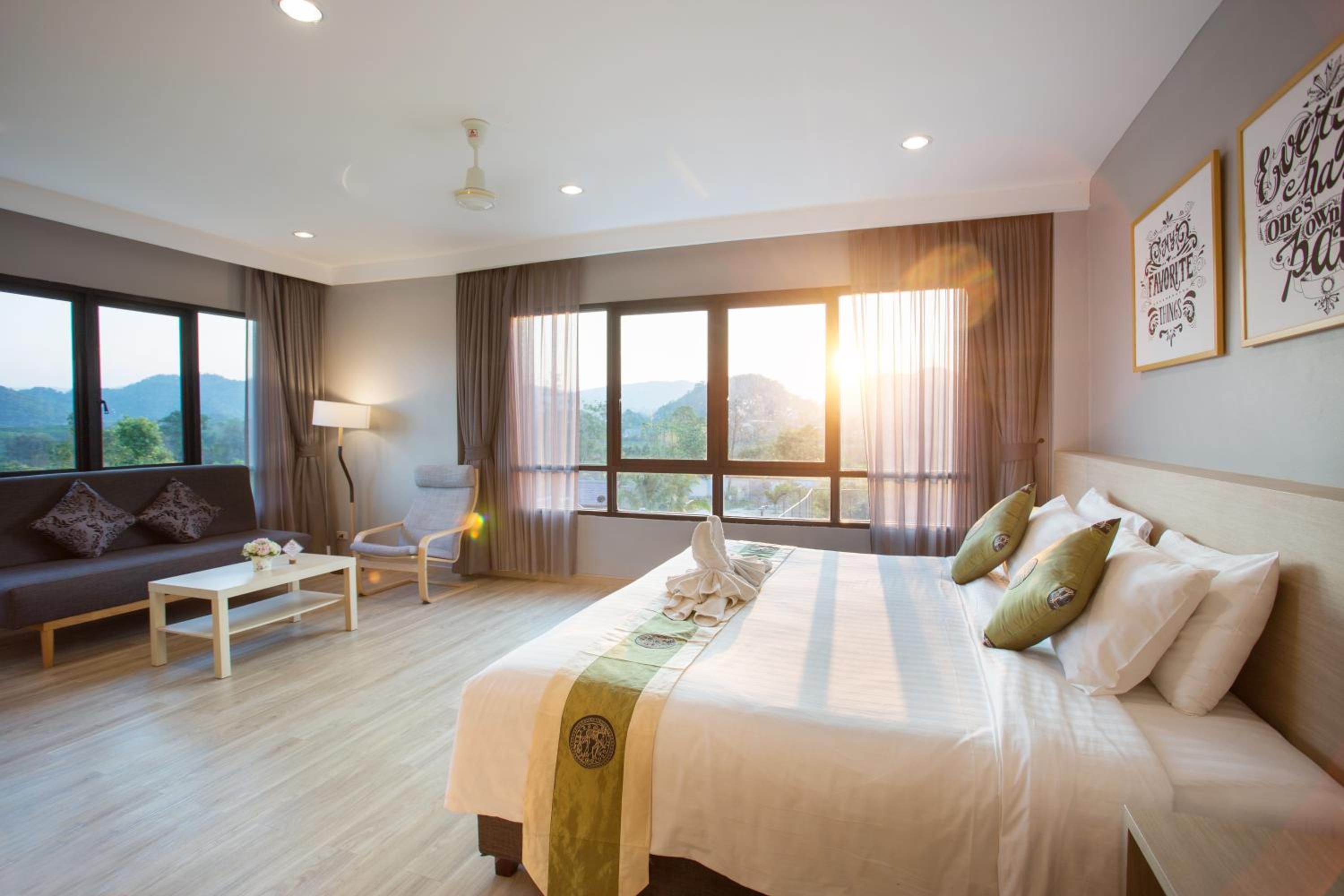 Grandsiri Resort KhaoYai