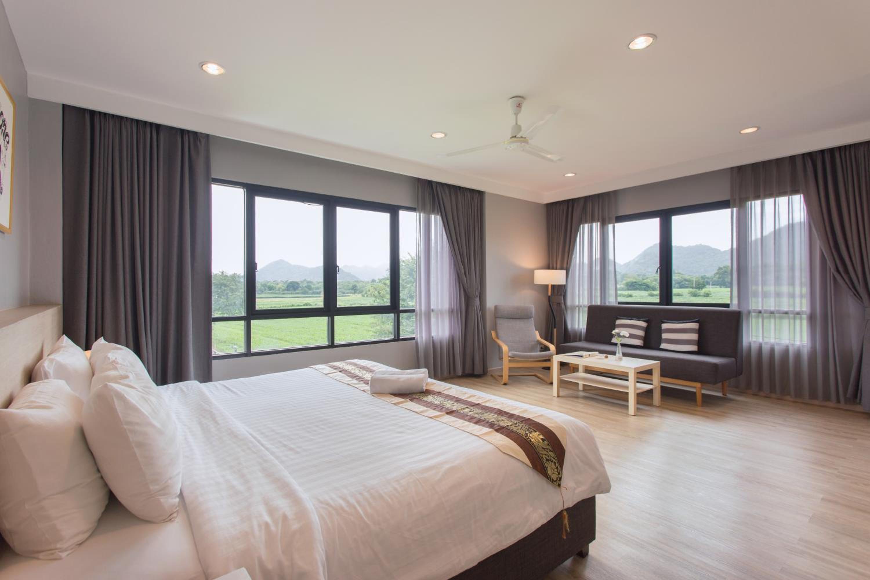 Grandsiri Resort KhaoYai