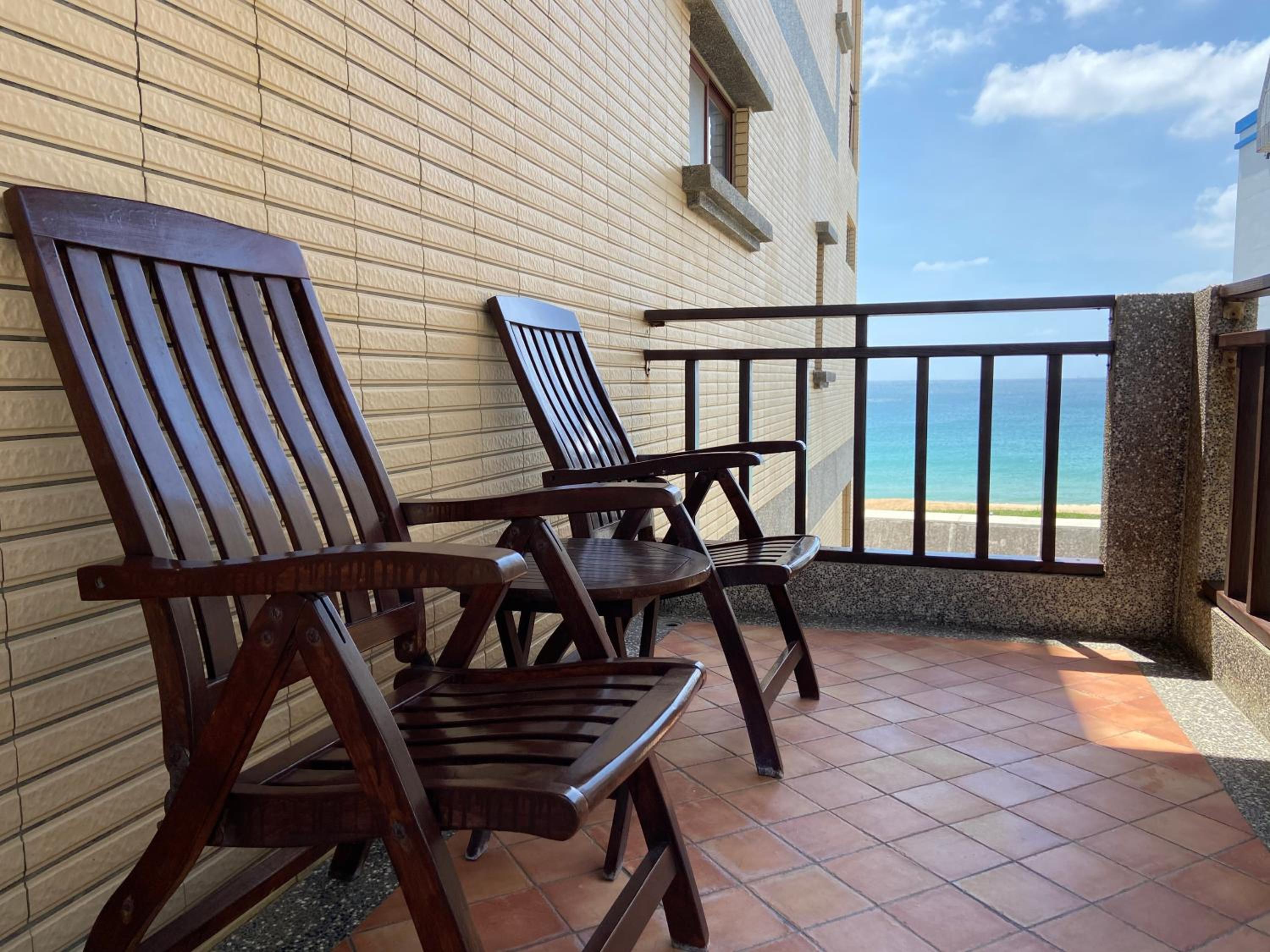 Beachcastle & Sea View Villa