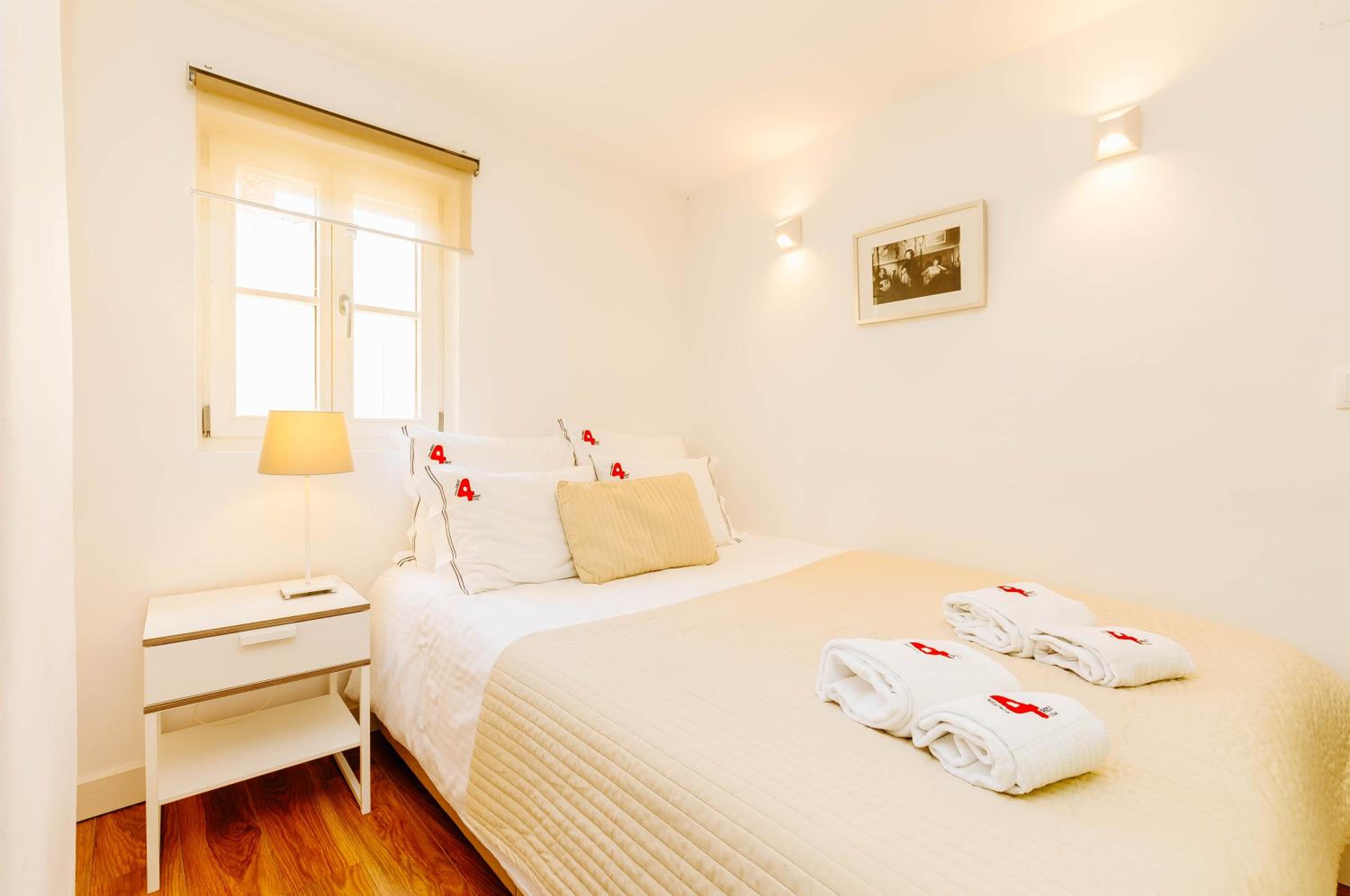 Rent4Rest Bairro Alto Charming 1Bd Apartment