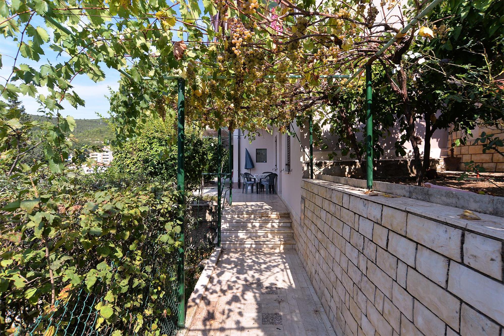 Apartment near the sea 650 view 4